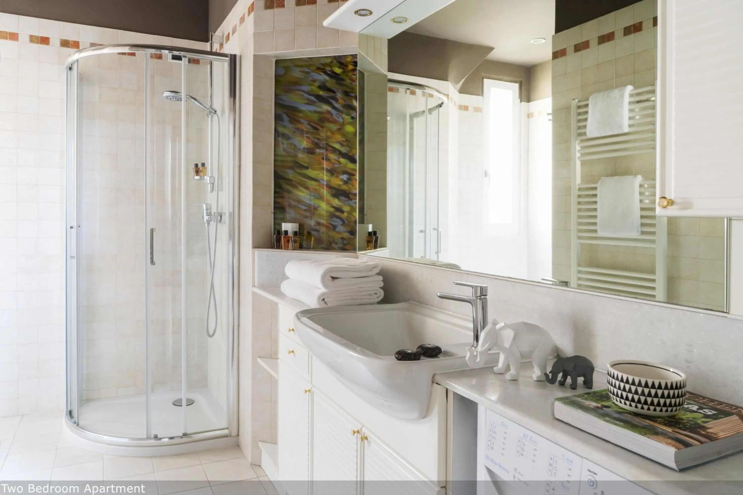 Shower in Brera Apartments in San Fermo