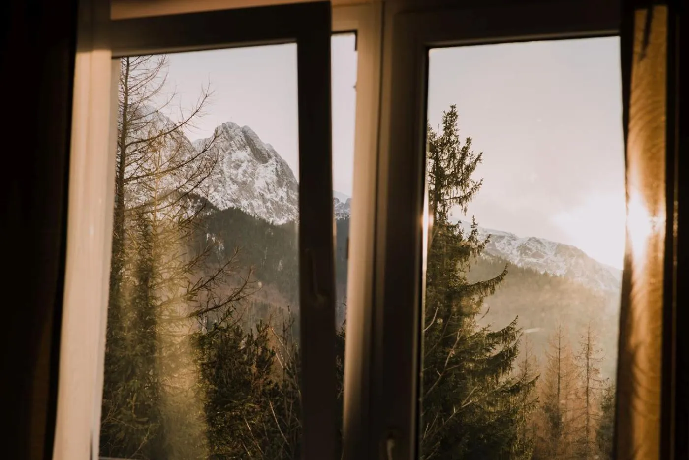 Mountain view in Bel-Ami