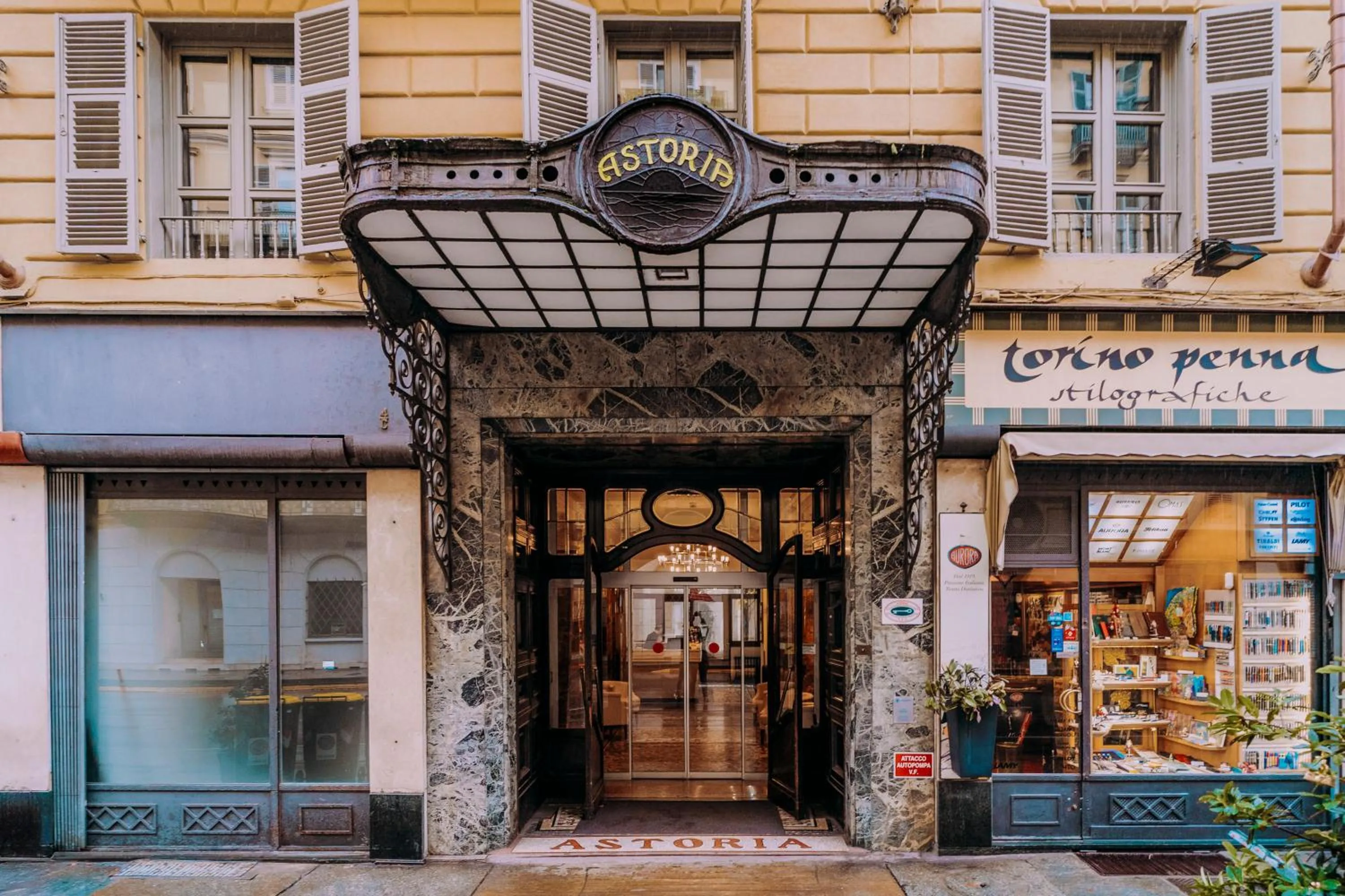 Facade/entrance in Hotel Astoria