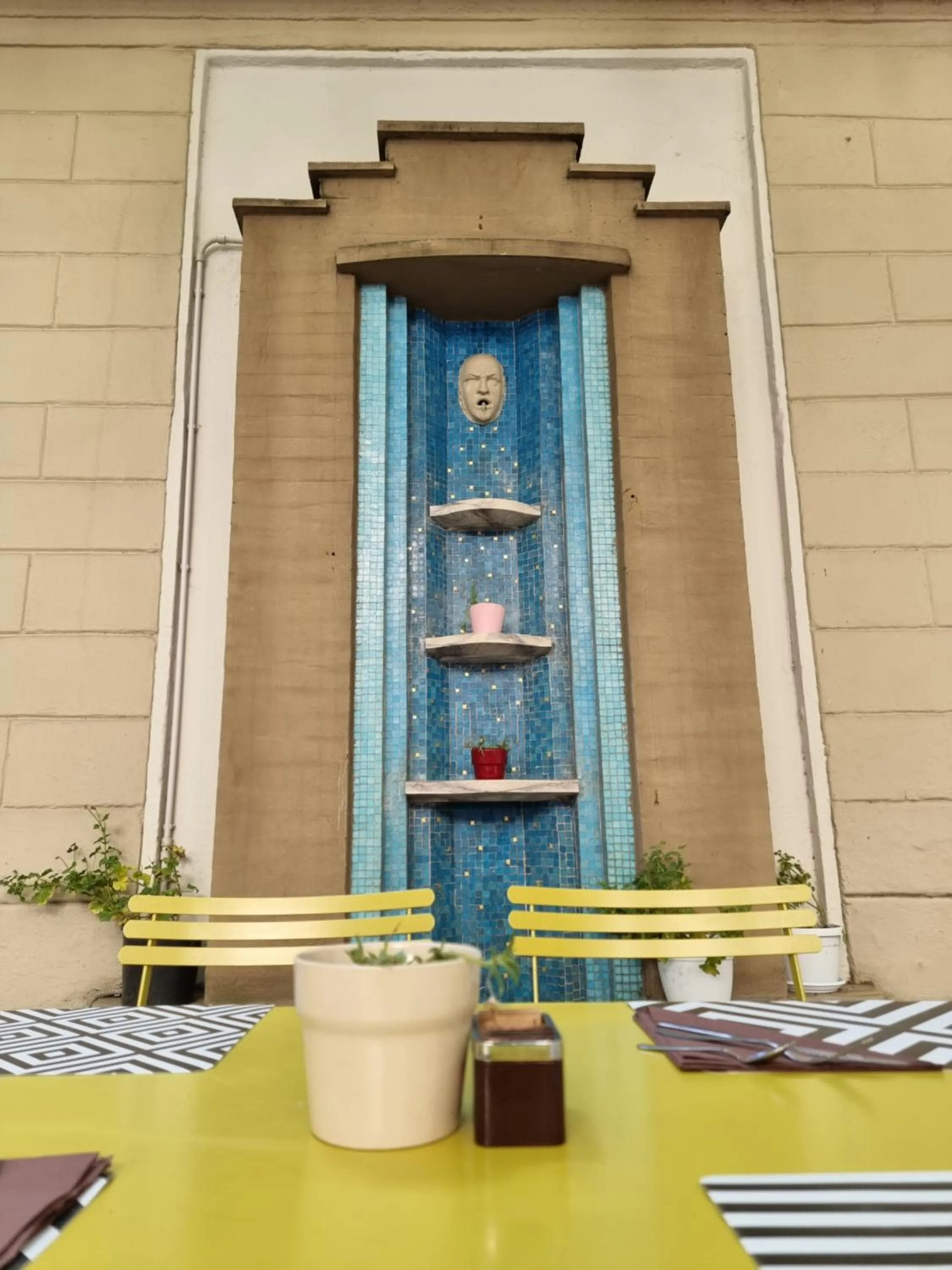 Day in Hotel Astoria