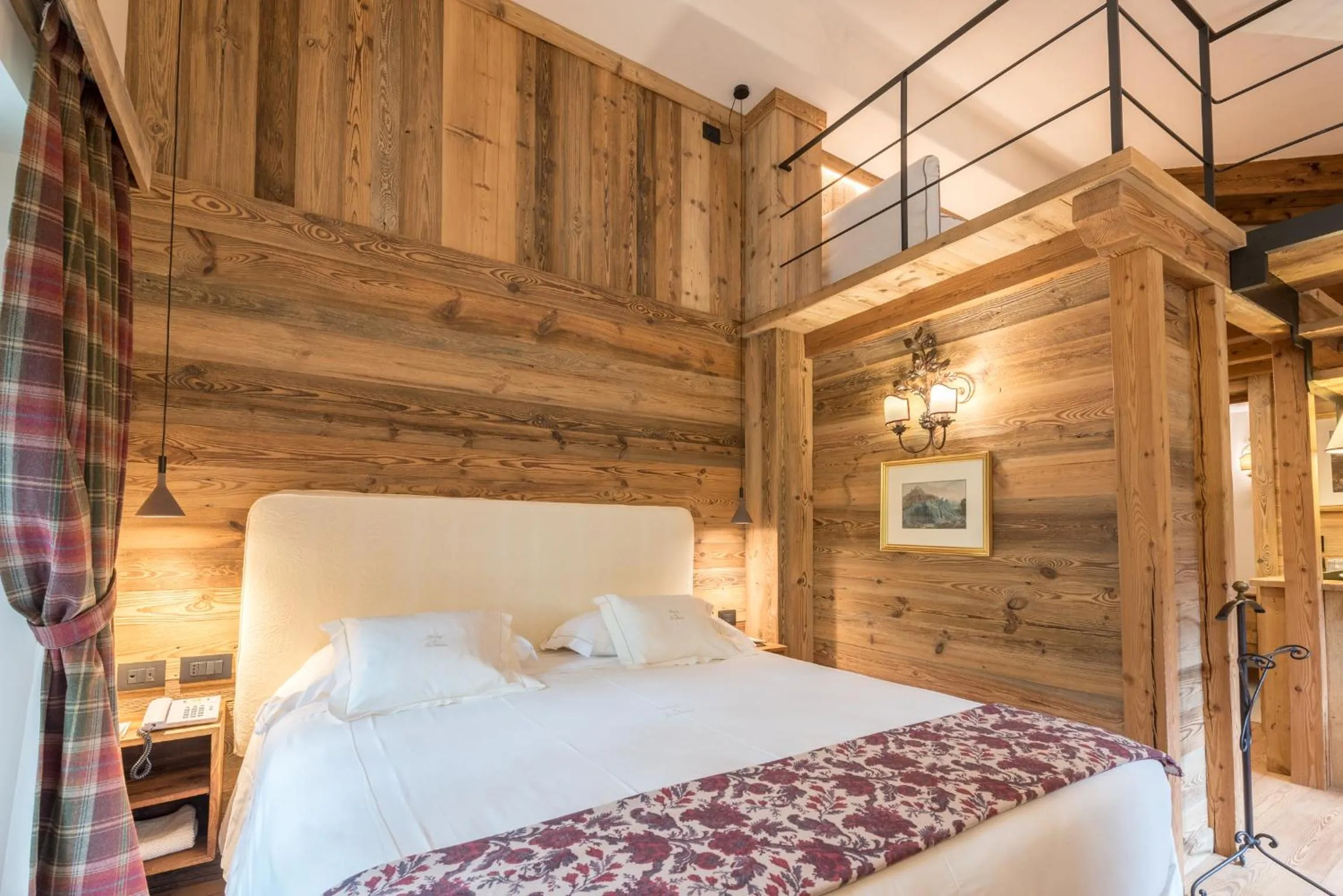 Bed in Auberge de La Maison