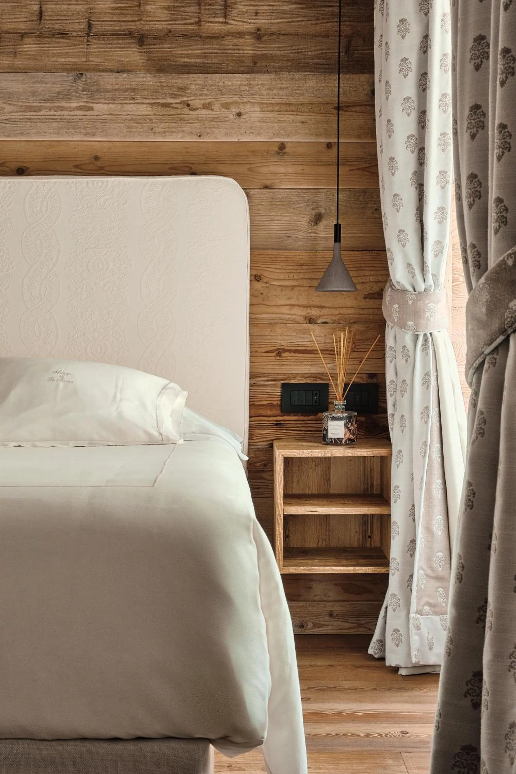 Bed in Auberge de La Maison