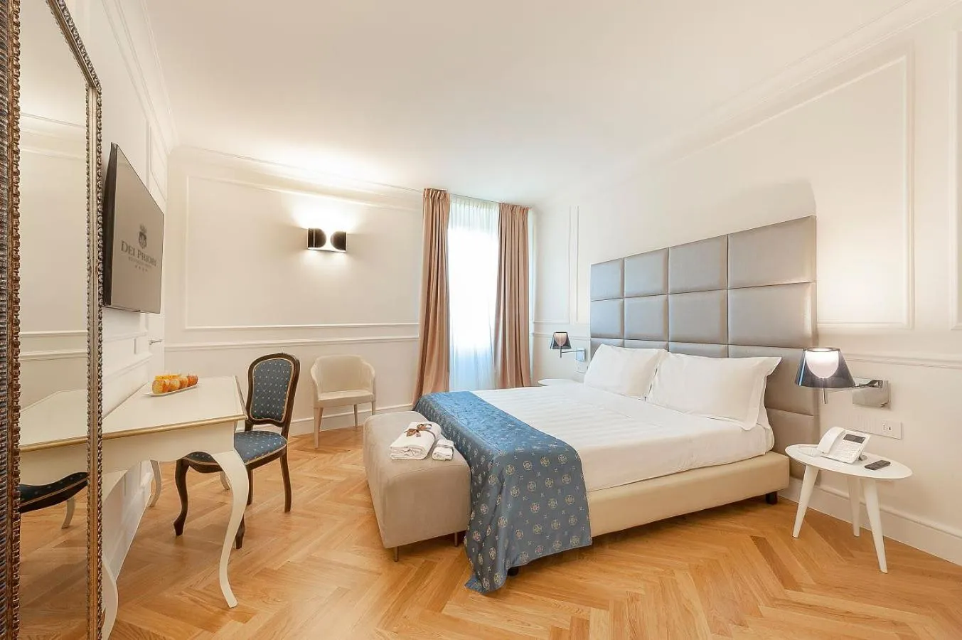 Bedroom, Bed in Dei Priori Boutique Hotel