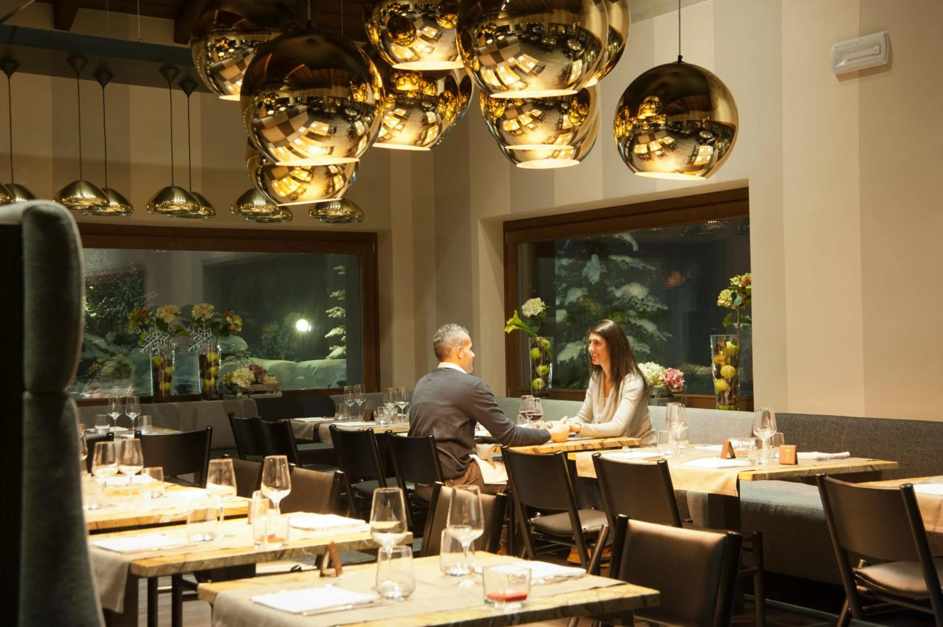 Restaurant/places to eat in Alexander Charme Hotel