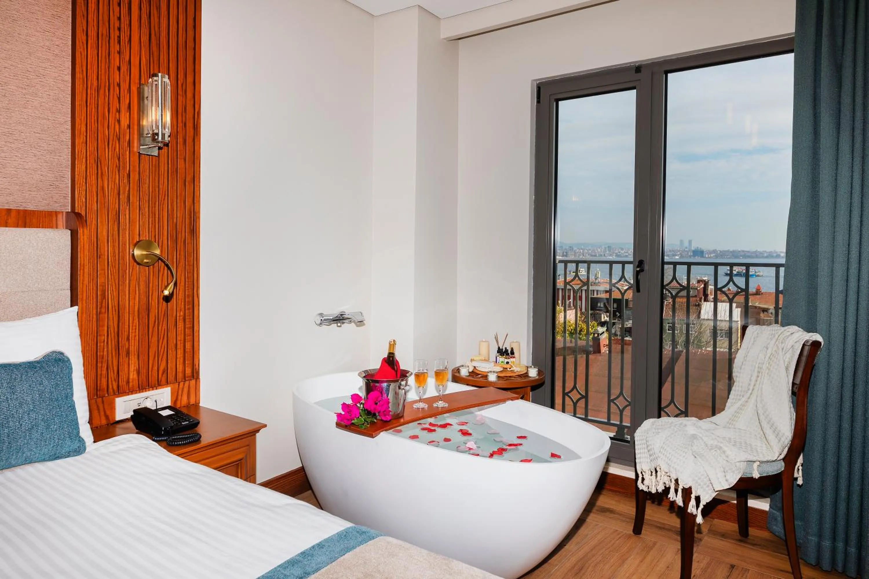 Sea view, Bed in Triton Hotel