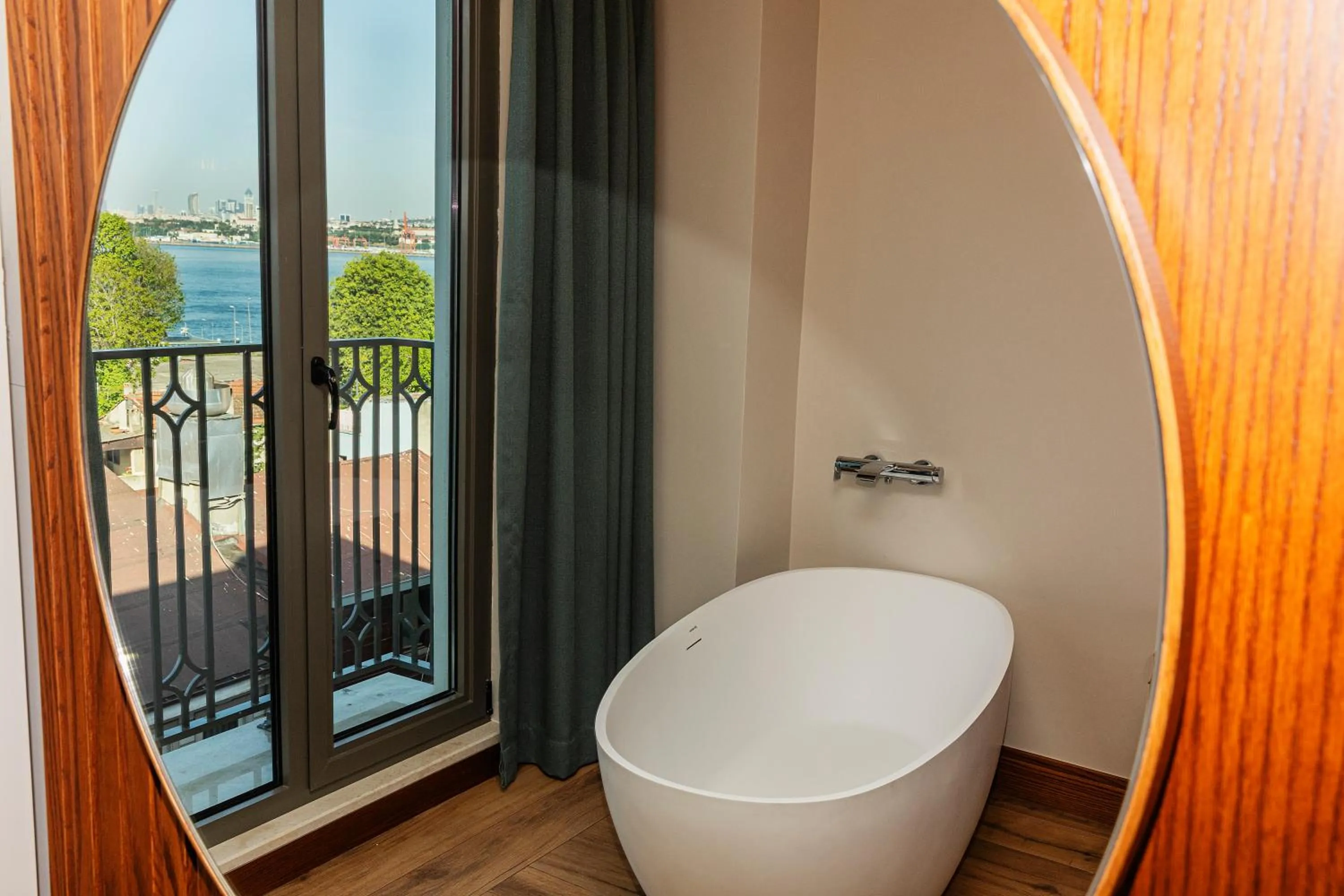 Bathroom in Triton Hotel