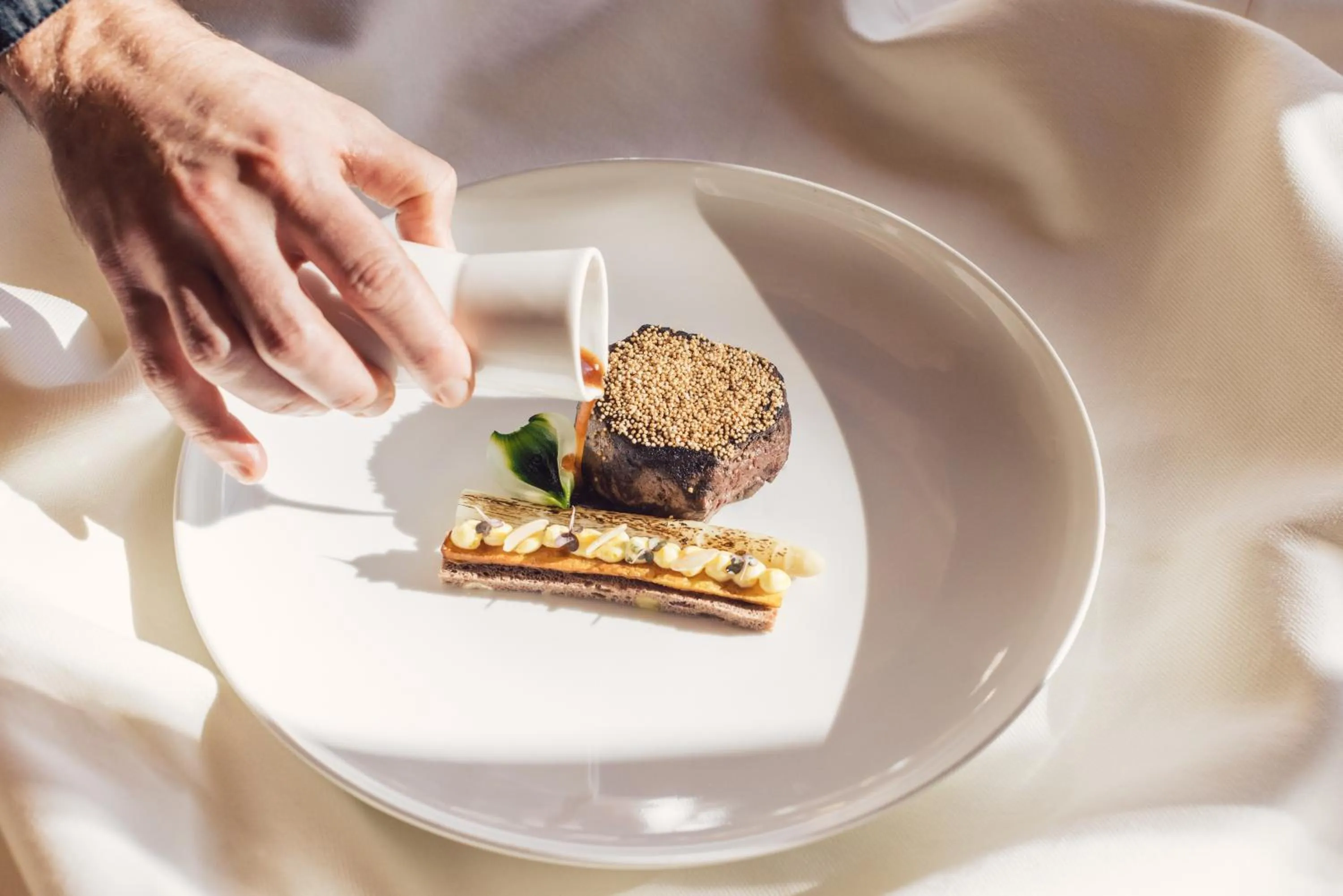 Restaurant/places to eat in Alpenpalace Luxury Hideaway & Spa Retreat