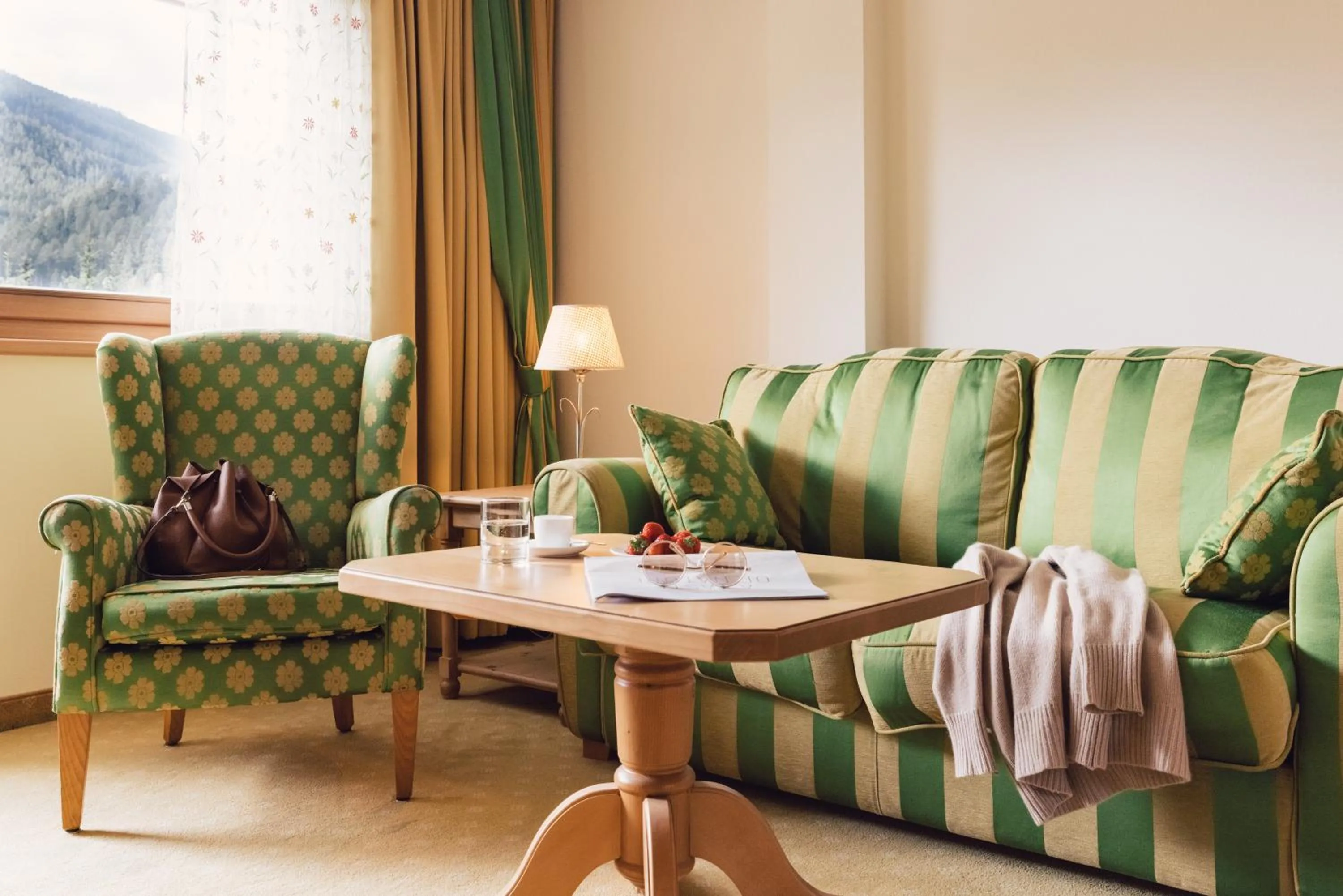 Living room in Alpenpalace Luxury Hideaway & Spa Retreat