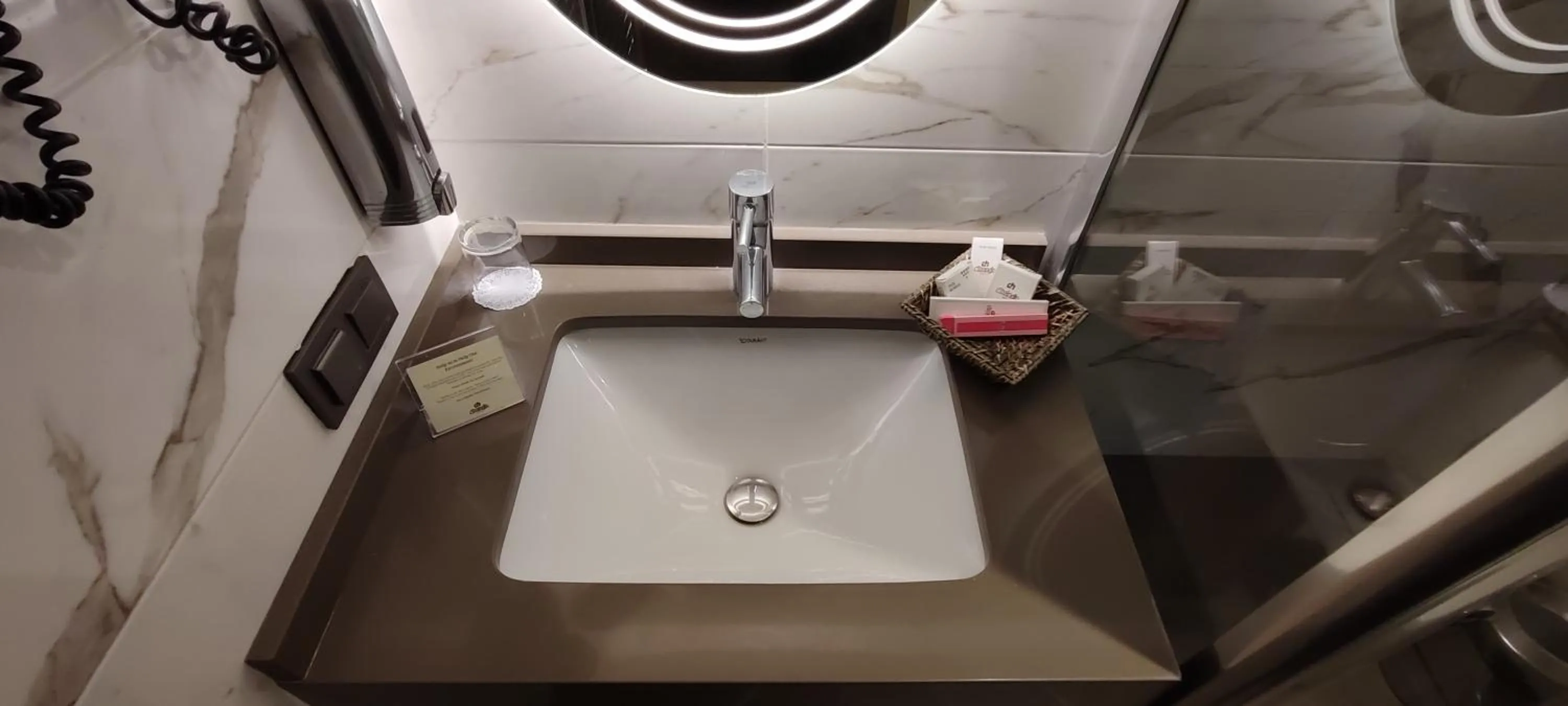 Shower in Cihangir Hotel Bosphorus