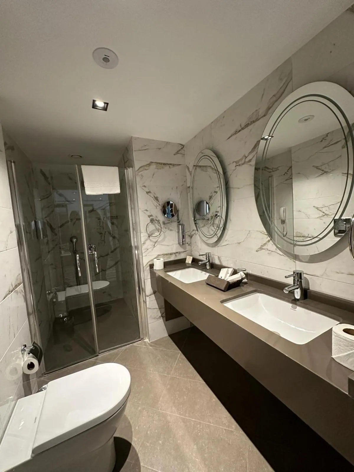 Shower in Cihangir Hotel Bosphorus