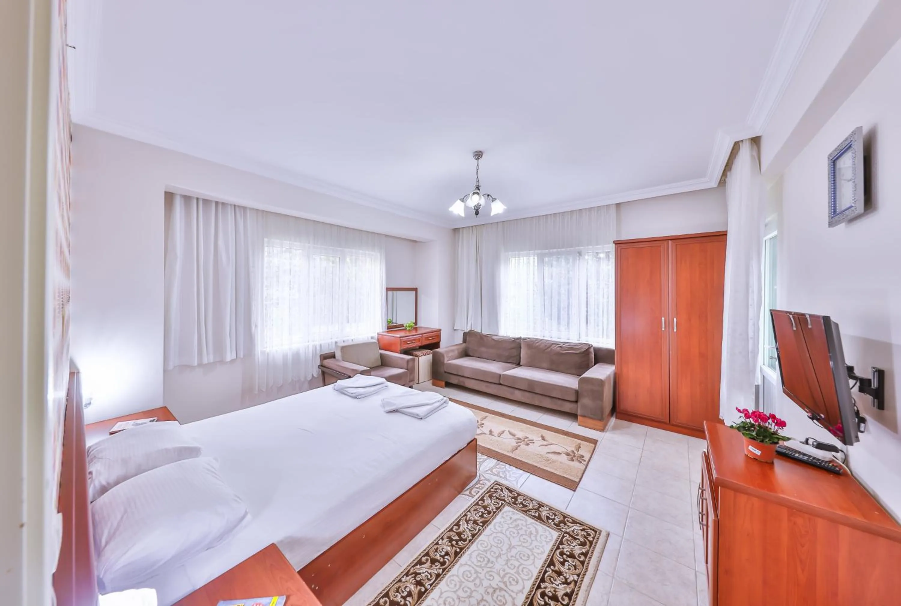 Bed in Afyon Dundar Thermal Villa