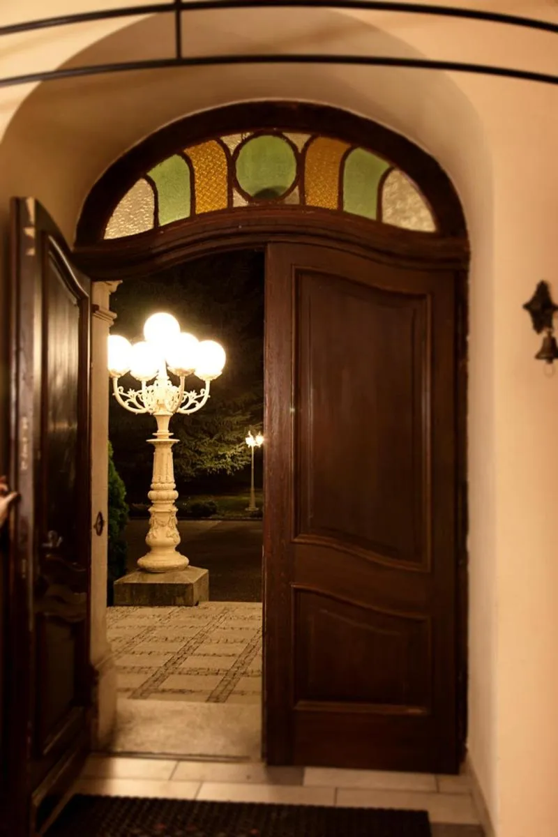 Decorative detail in Pałac Brunów - Wellness & SPA