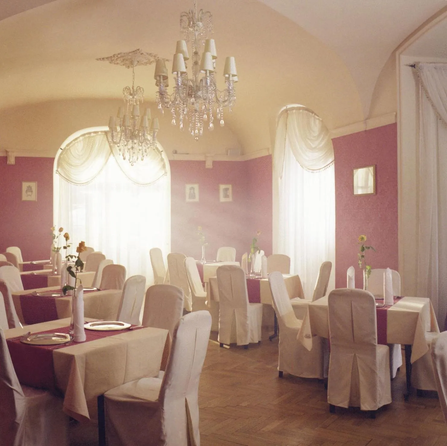 Restaurant/places to eat in Pałac Brunów - Wellness & SPA