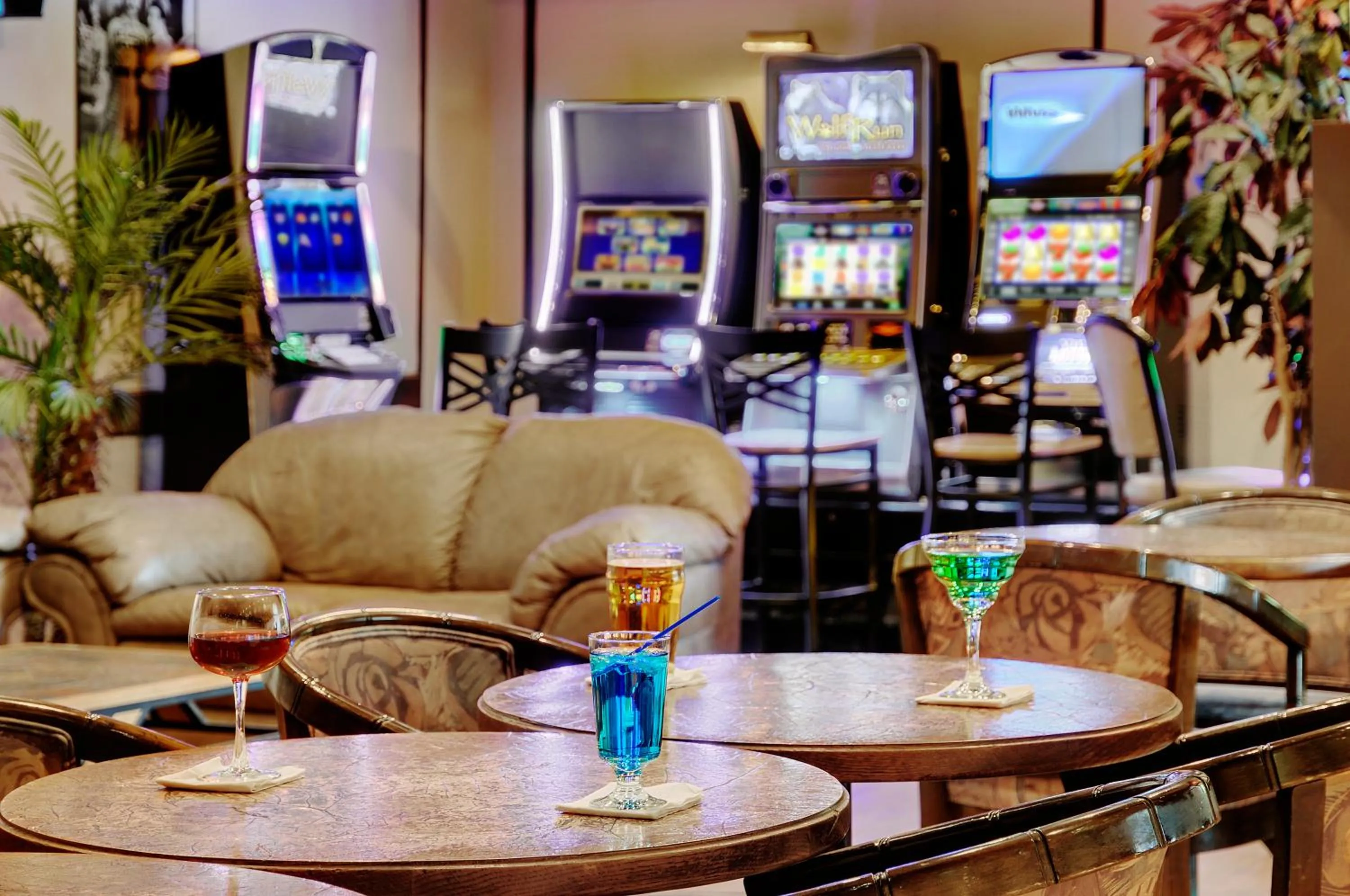 Spring in Kindersley Inn