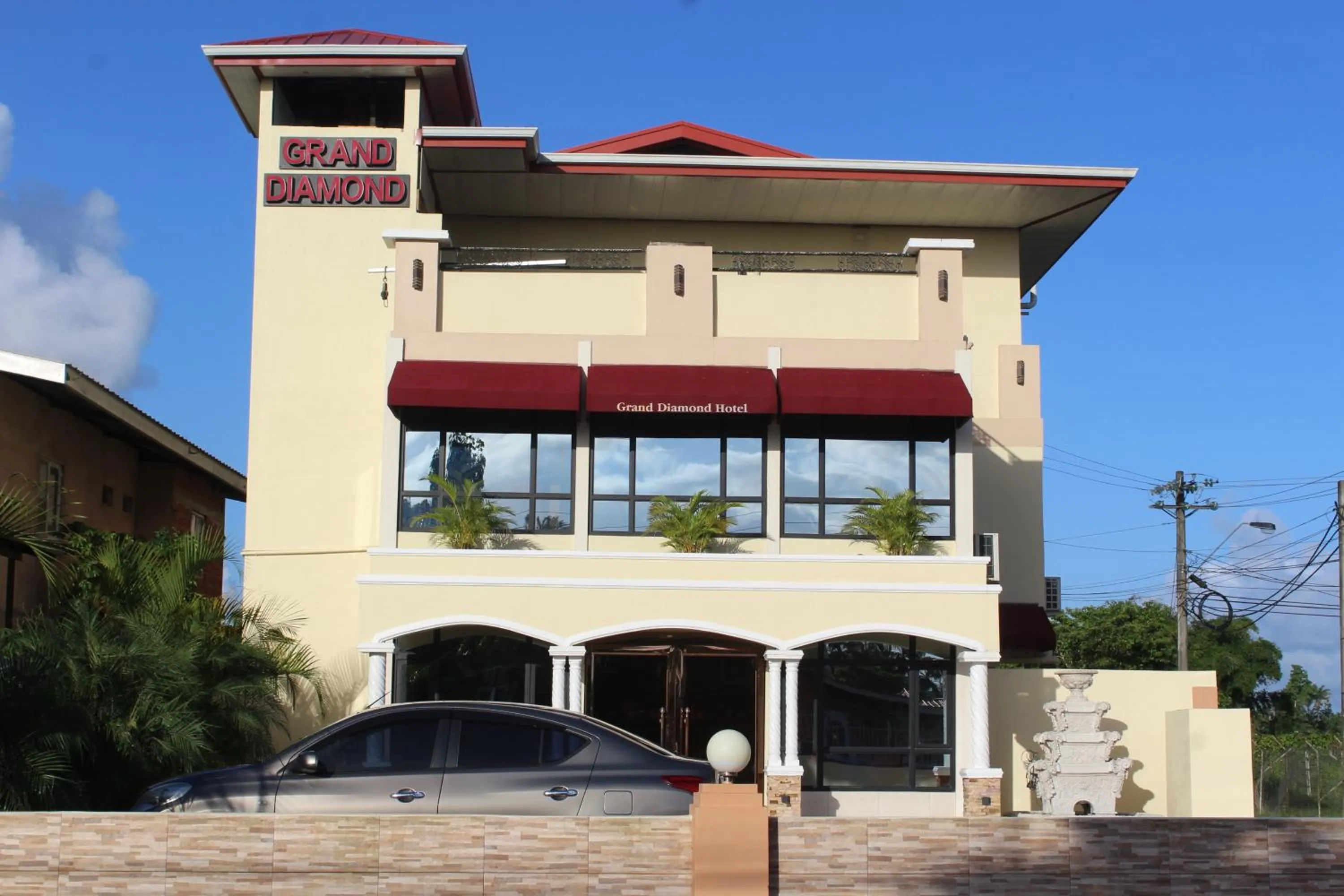 Property building in Grand Diamond Hotel Trinidad