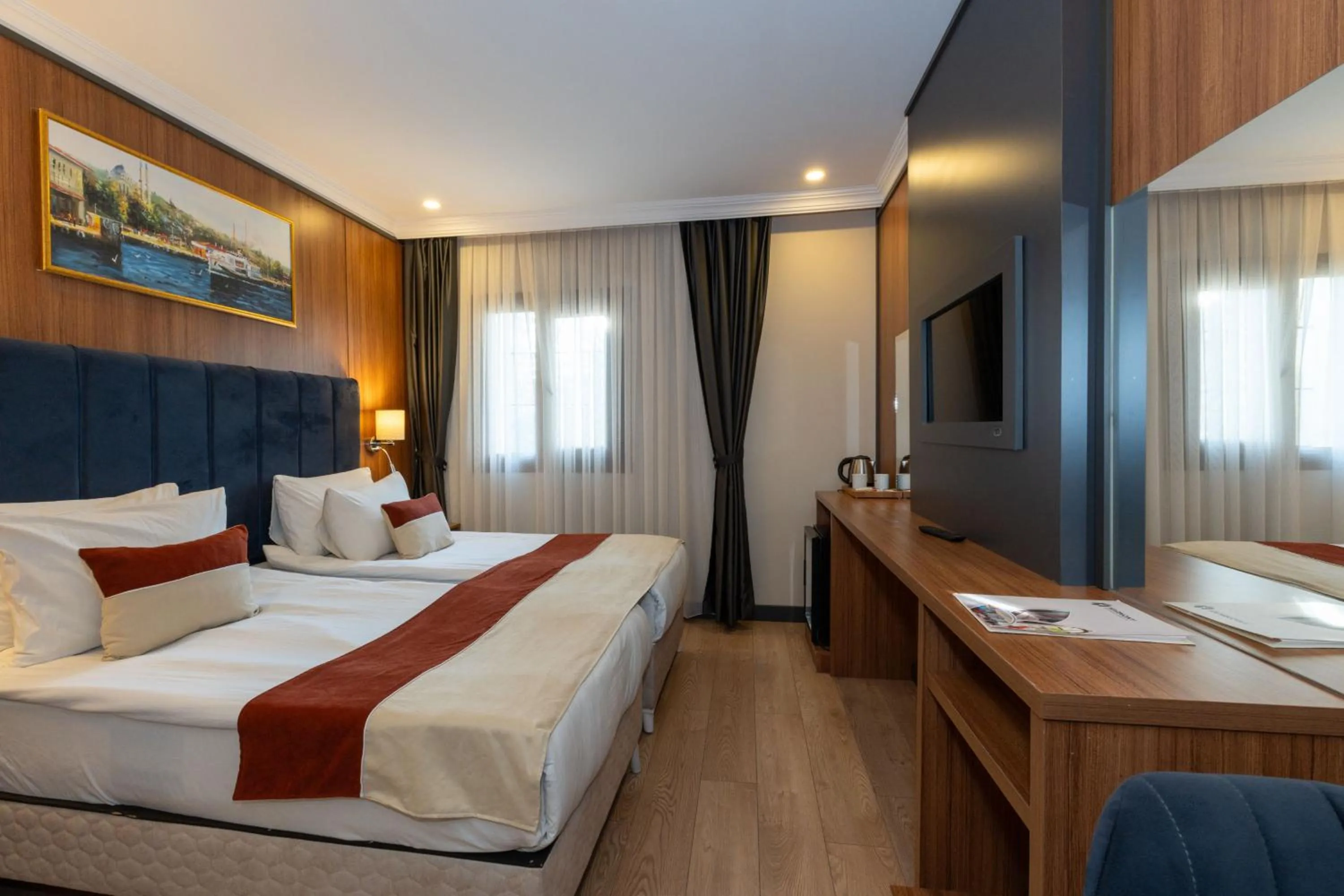 Photo of the whole room, Bed in Harmony Hotel Istanbul & SPA