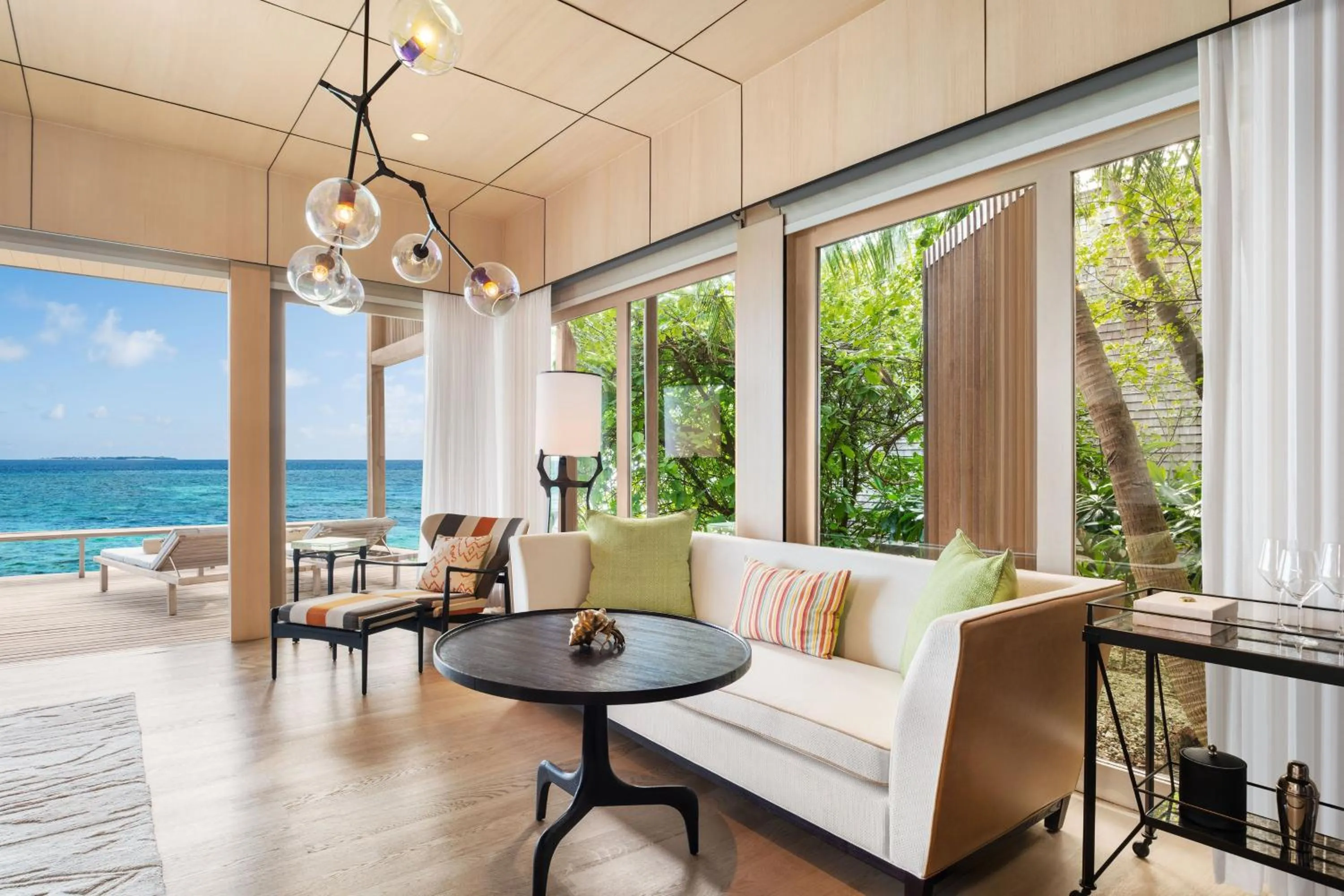 Swimming pool in The St. Regis Maldives Vommuli Resort