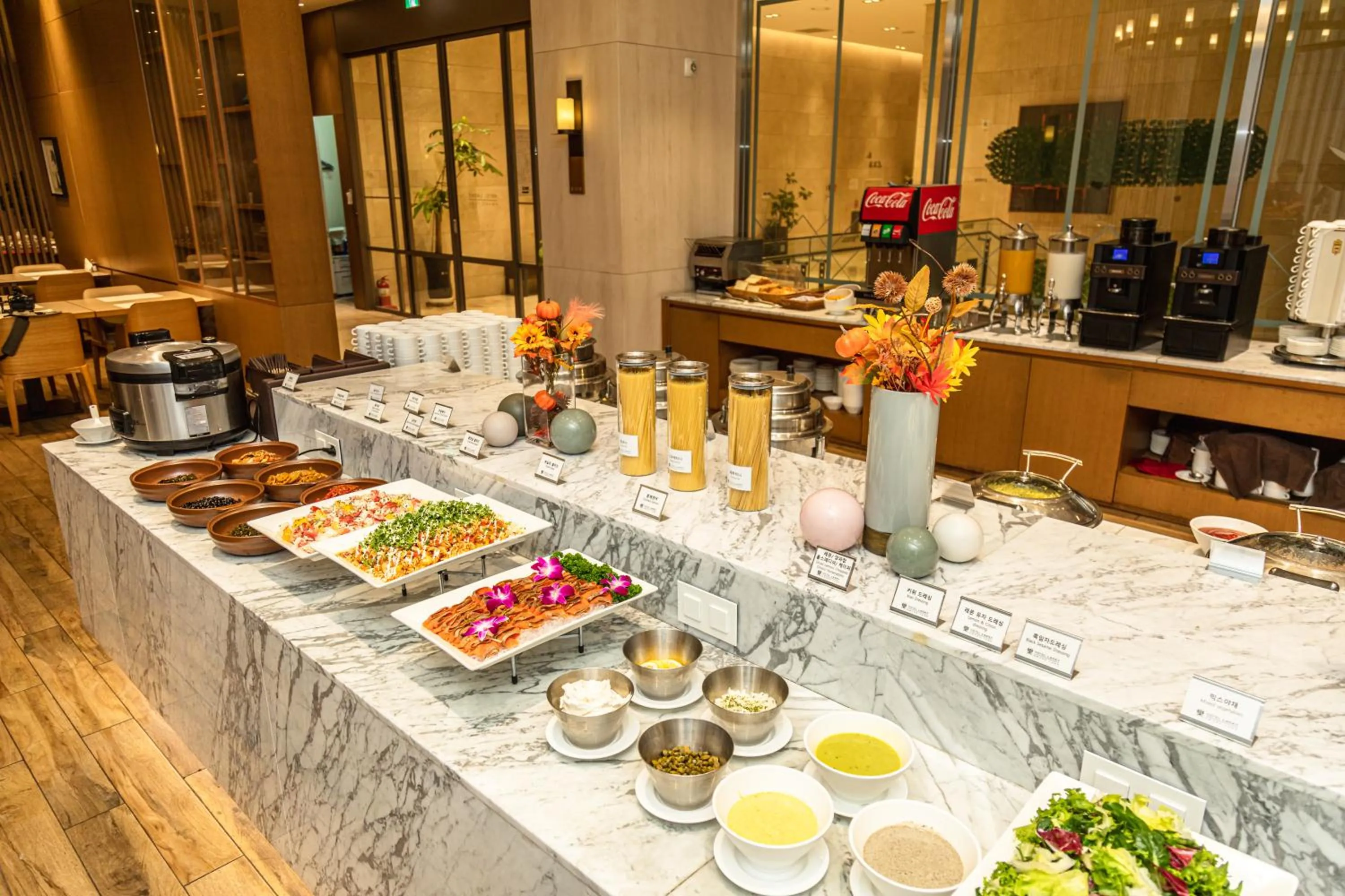 Buffet breakfast in Gwangyang Lacky Hotel