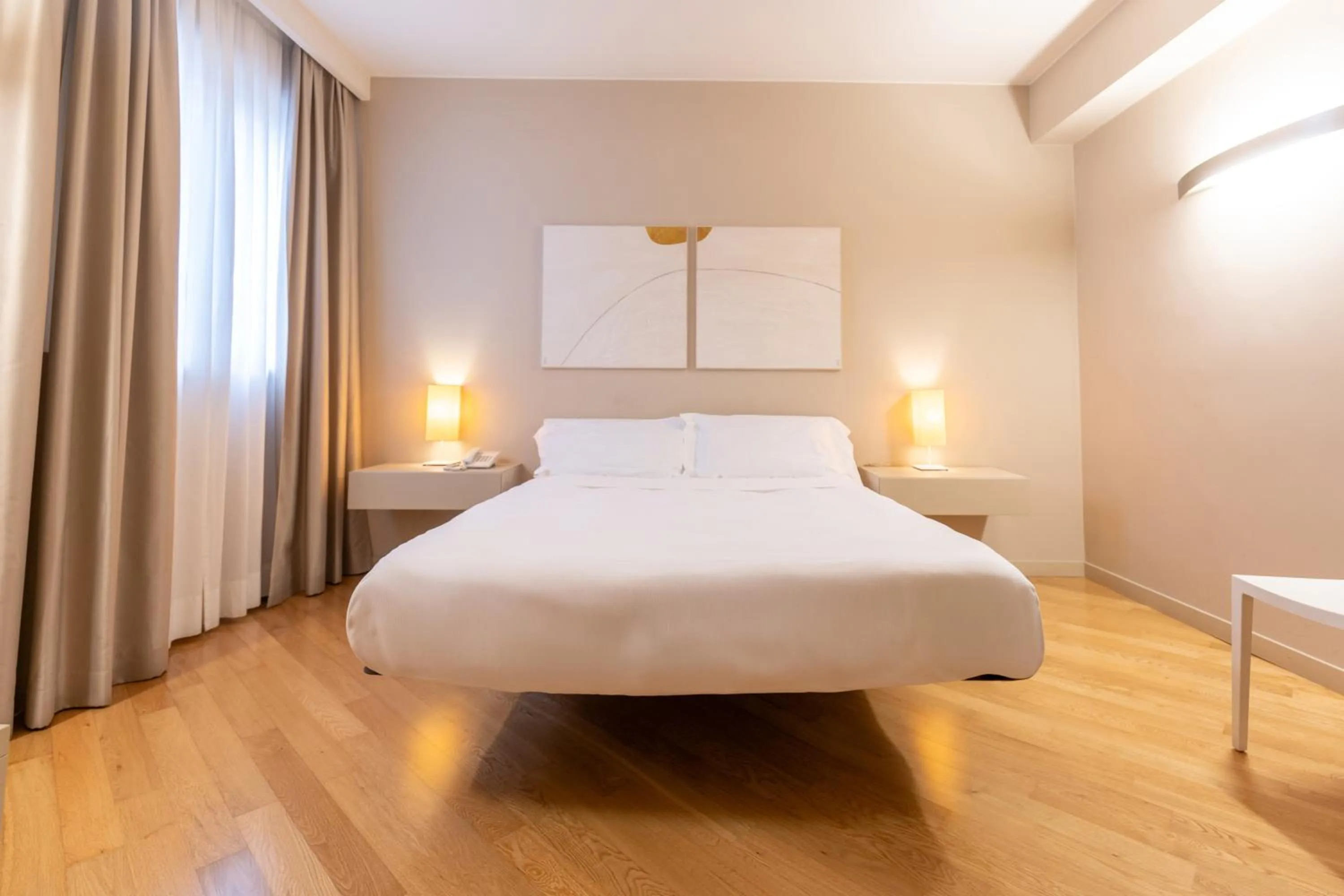 Bedroom, Bed in Home 15 Residence Hotel