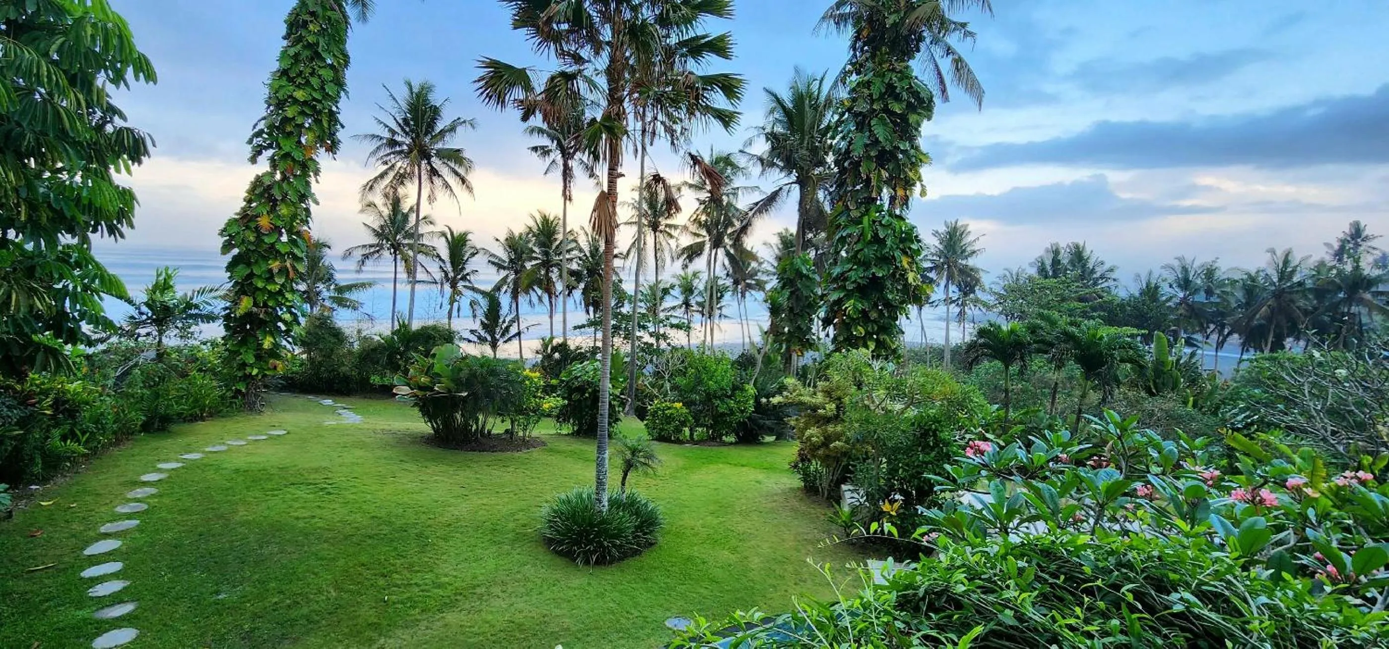 Day in Villa Delmara at Balian Beach By Amerta Experience