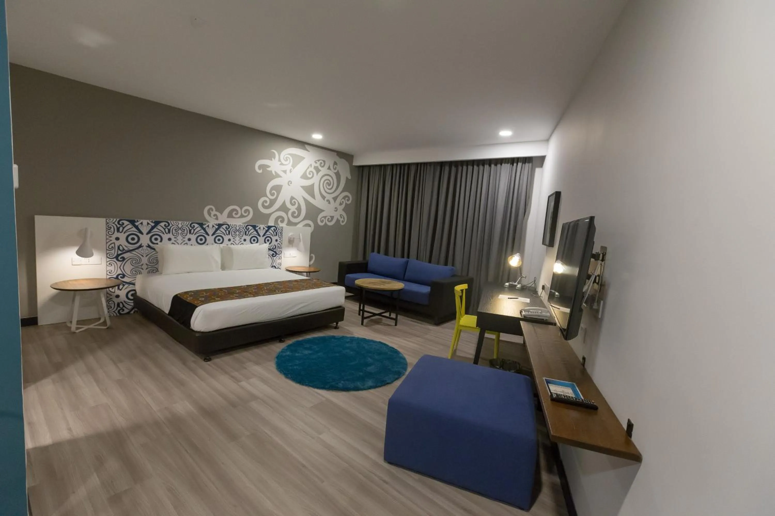 Photo of the whole room, Bed in Athome Boutique Hotel