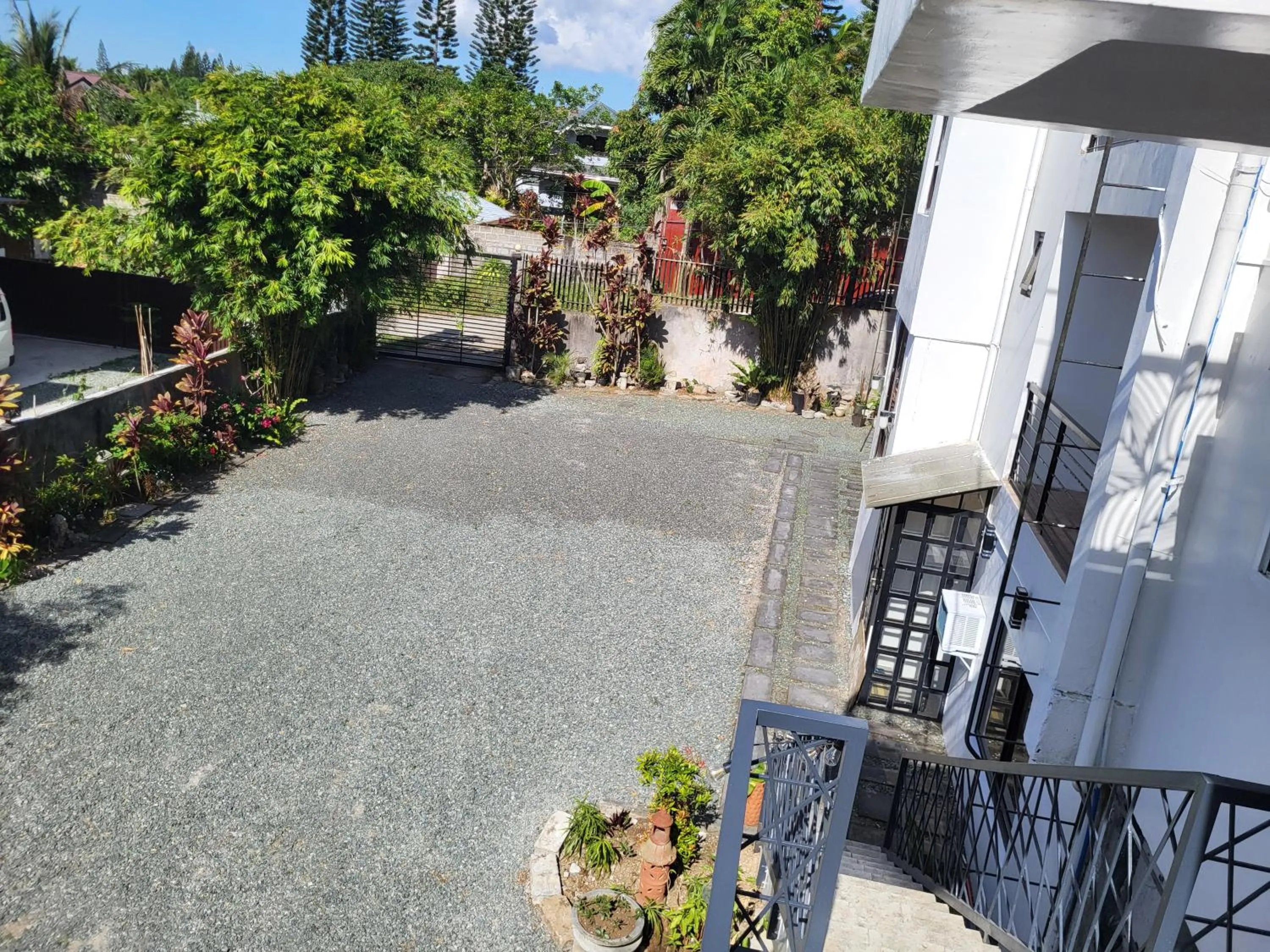 Garden in Rangya Hotel