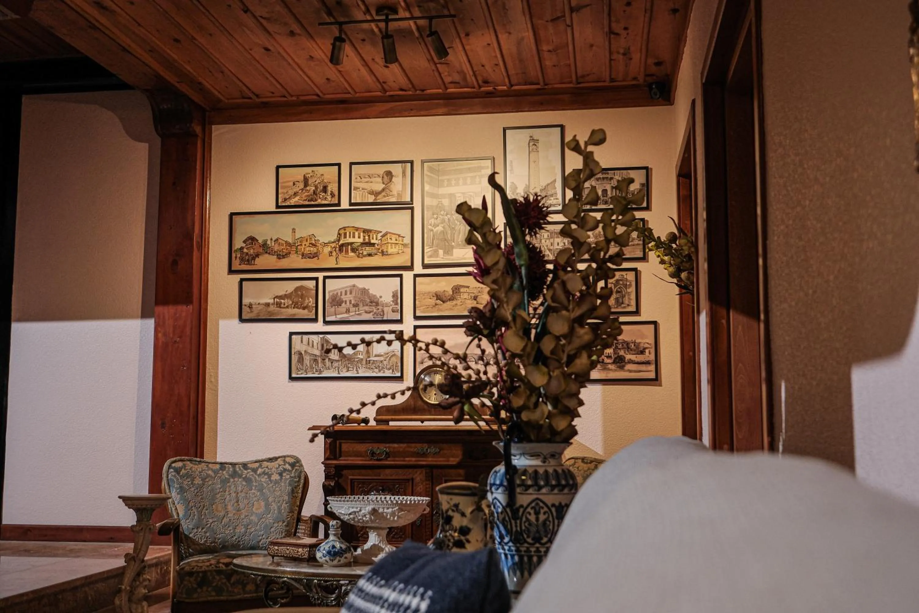 Seating area in Hotel Bosnali