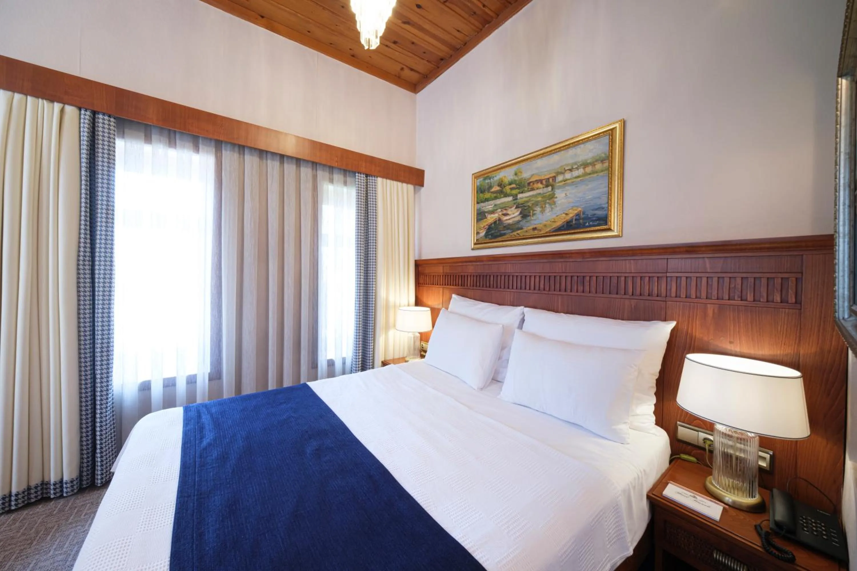 Bed in Hotel Bosnali