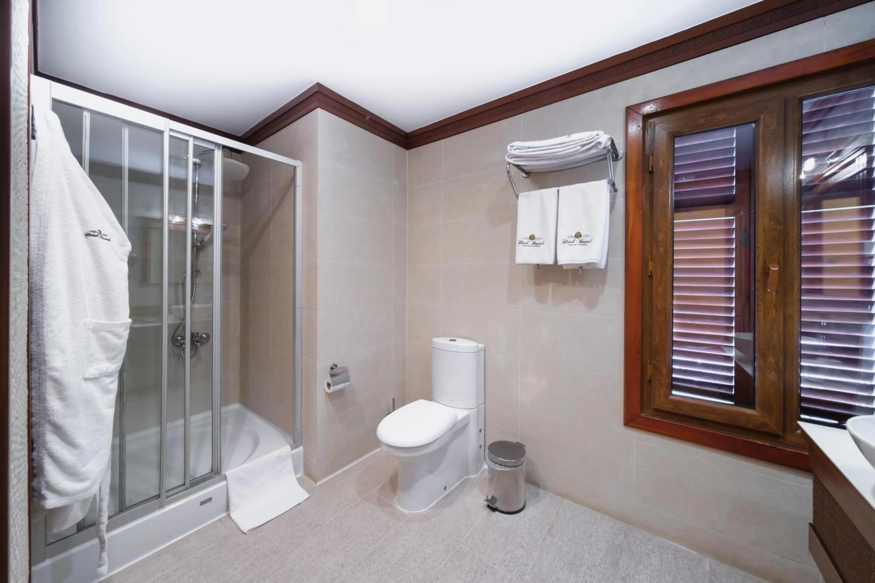 Shower in Hotel Bosnali