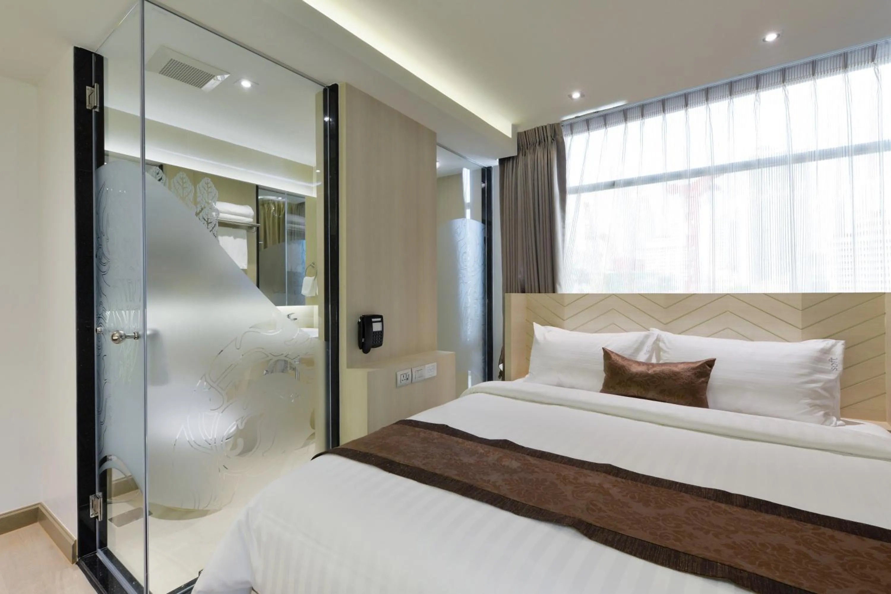 Bedroom, Bed in Aspira G Sukhumvit 33