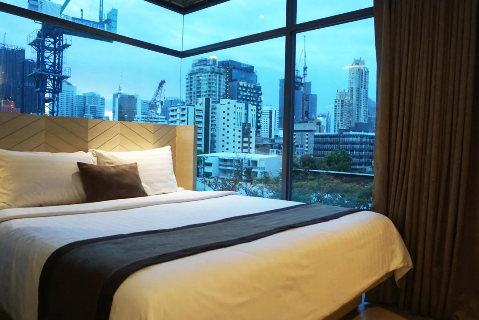 Nearby landmark, Bed in Aspira G Sukhumvit 33