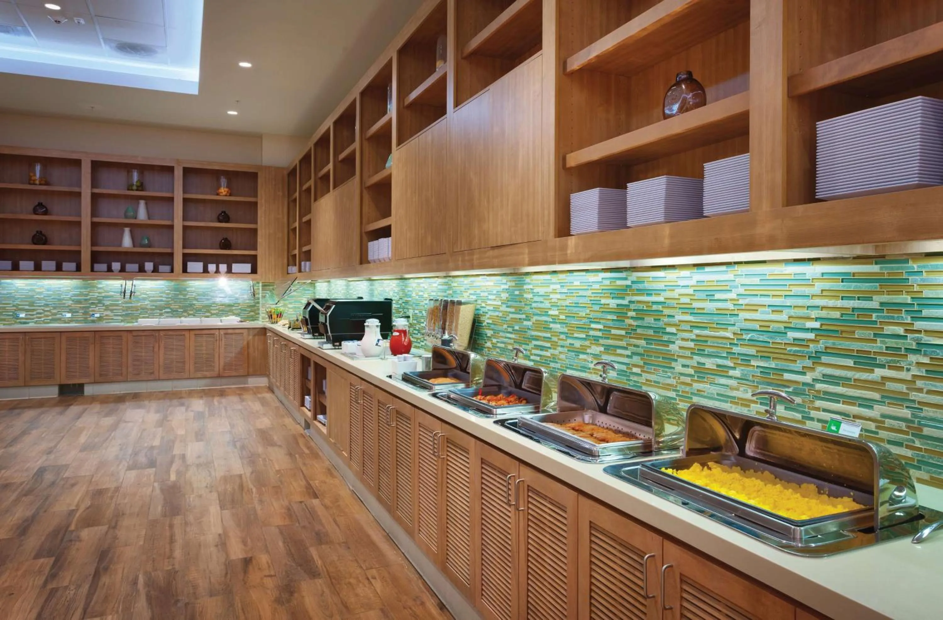 Restaurant/places to eat in Hyatt House at Anaheim Resort/Convention Center