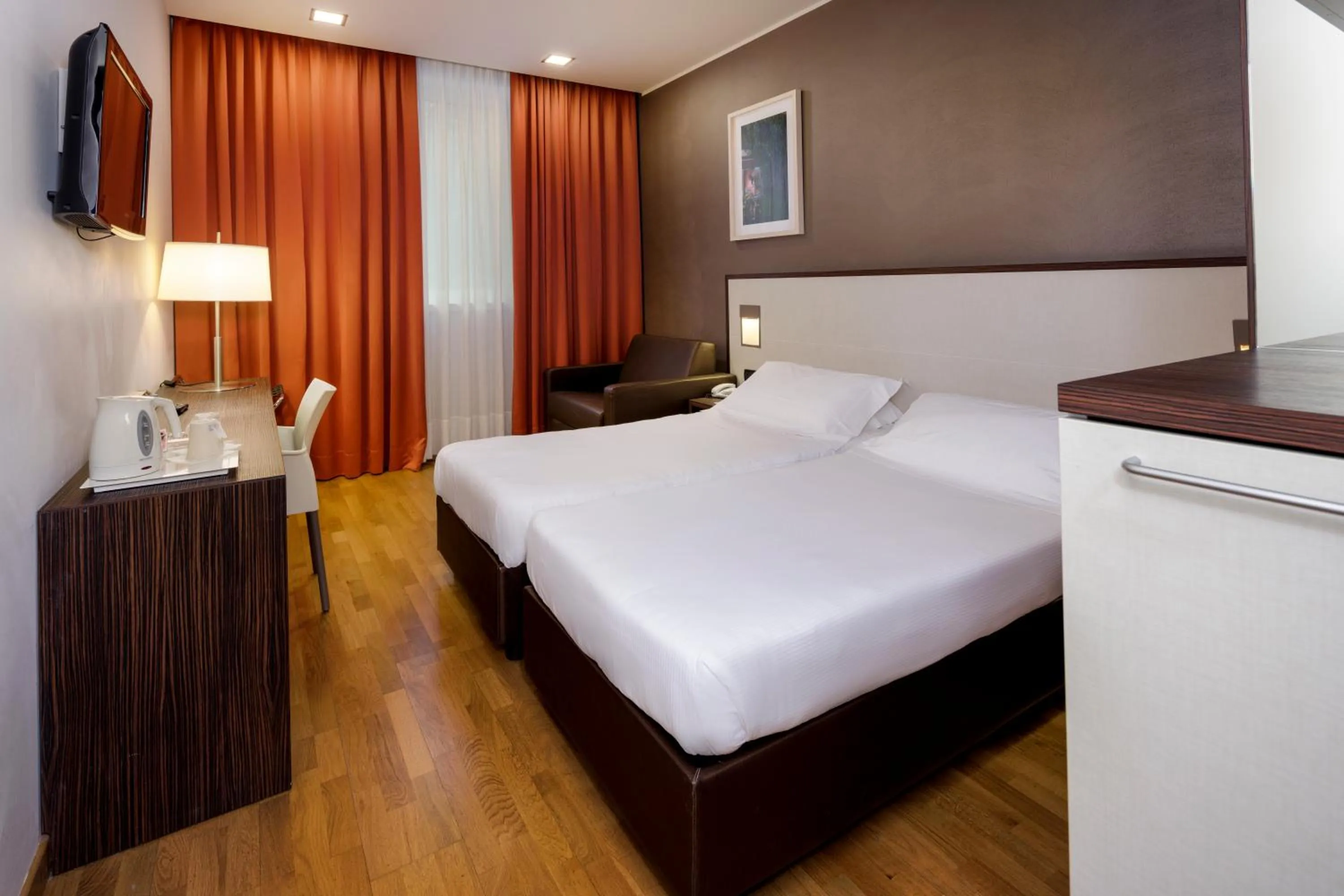 Bed in Best Western Falck Village Milano Sesto