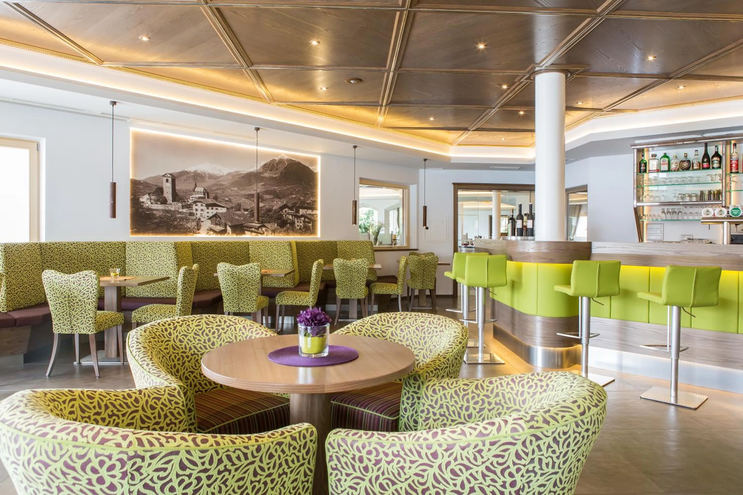 Lounge or bar in Astor Hotel