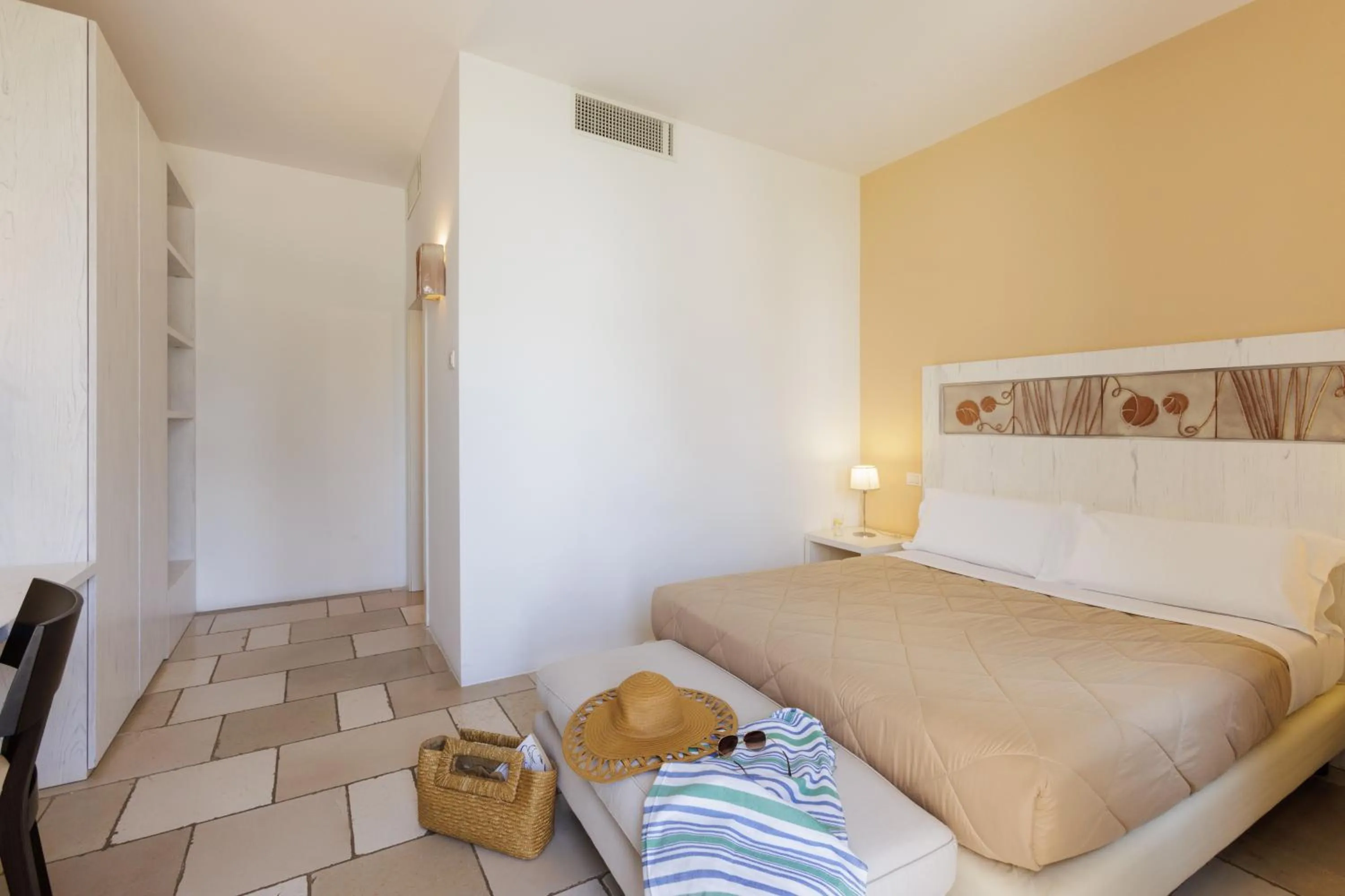 Bed in Masseria Corda Di Lana Hotel & Resort