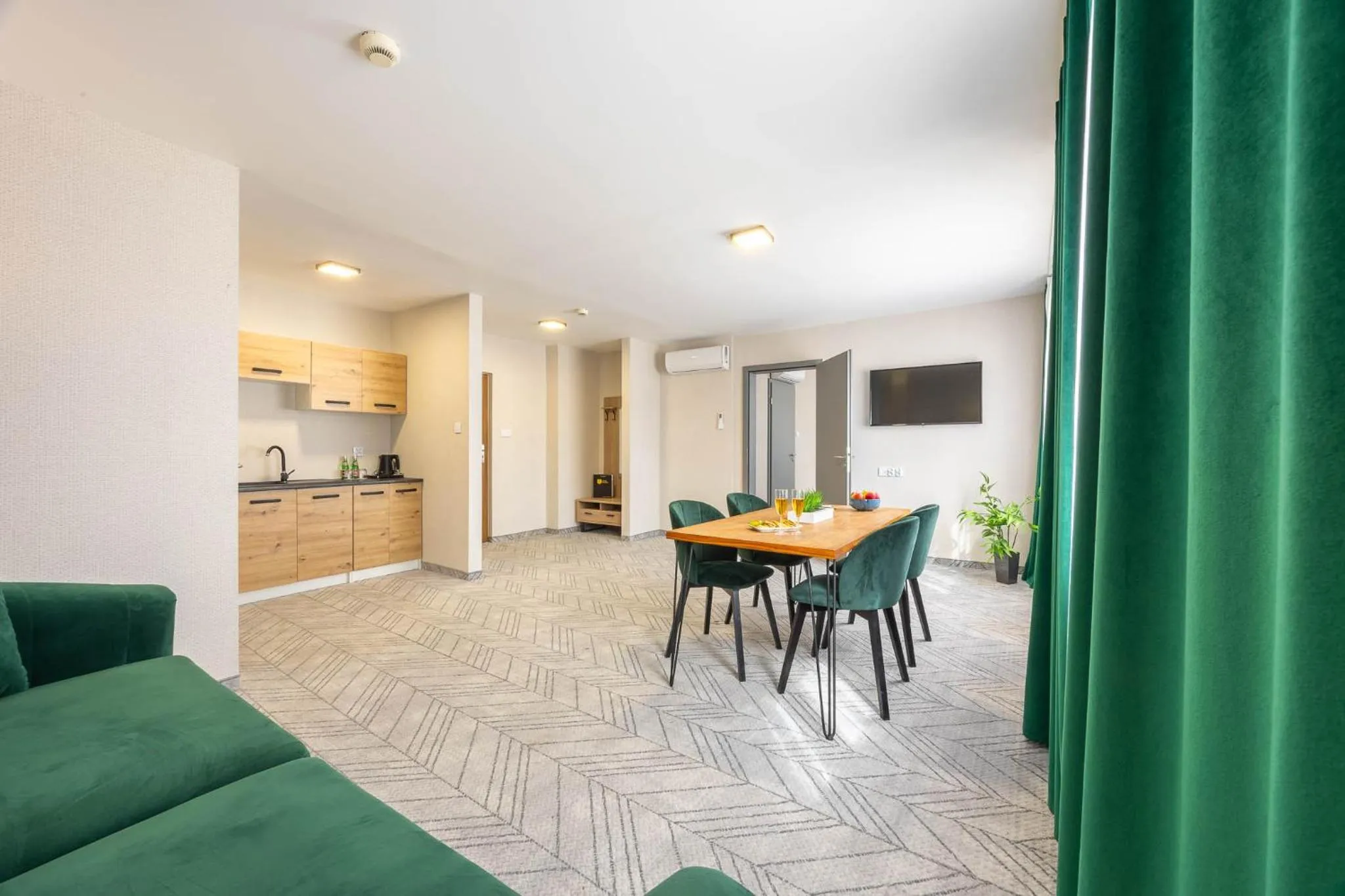 Kitchen or kitchenette in Hotel Polonia Centrum