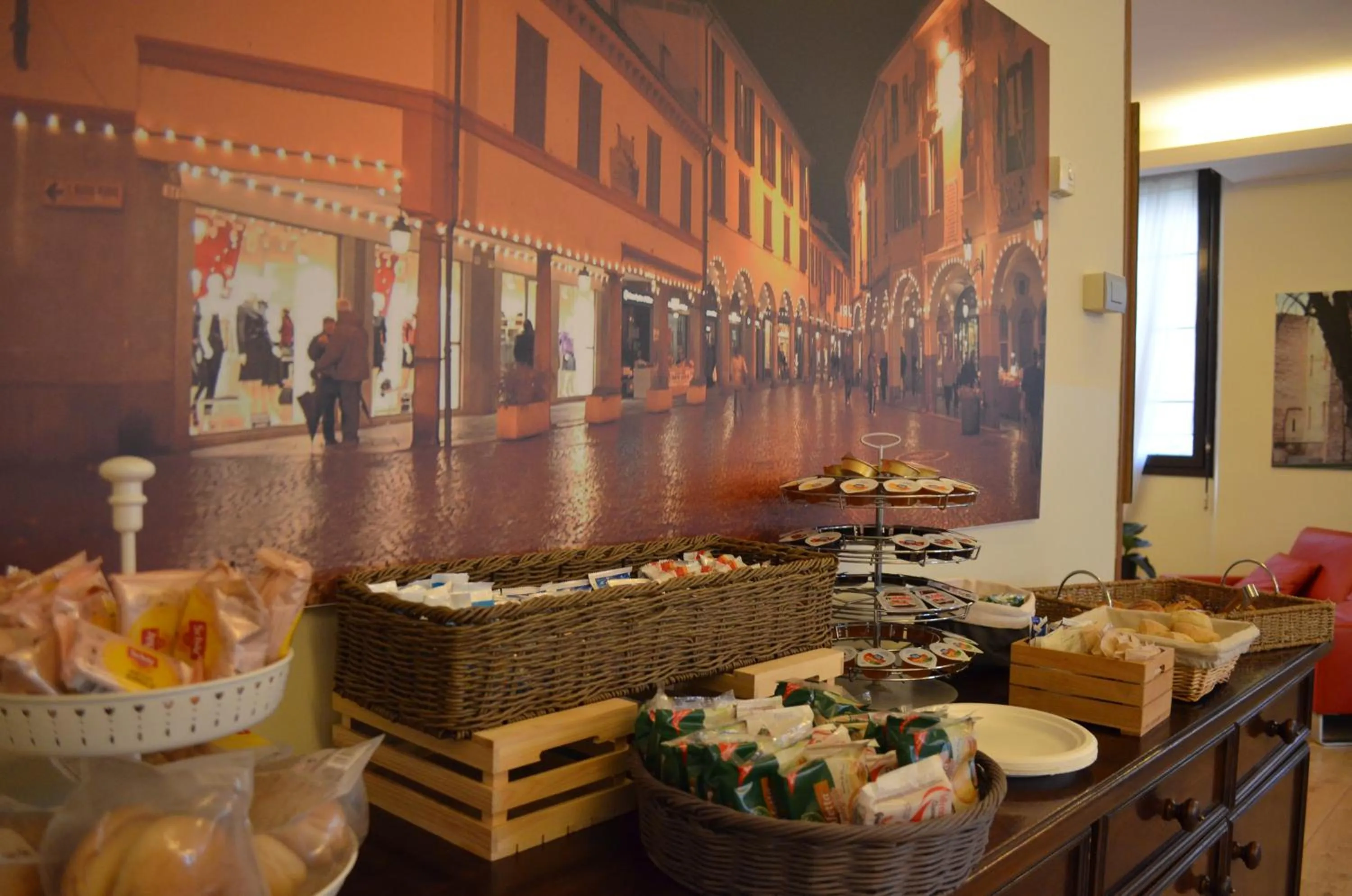 Continental breakfast in Nuovo Albergo Italia