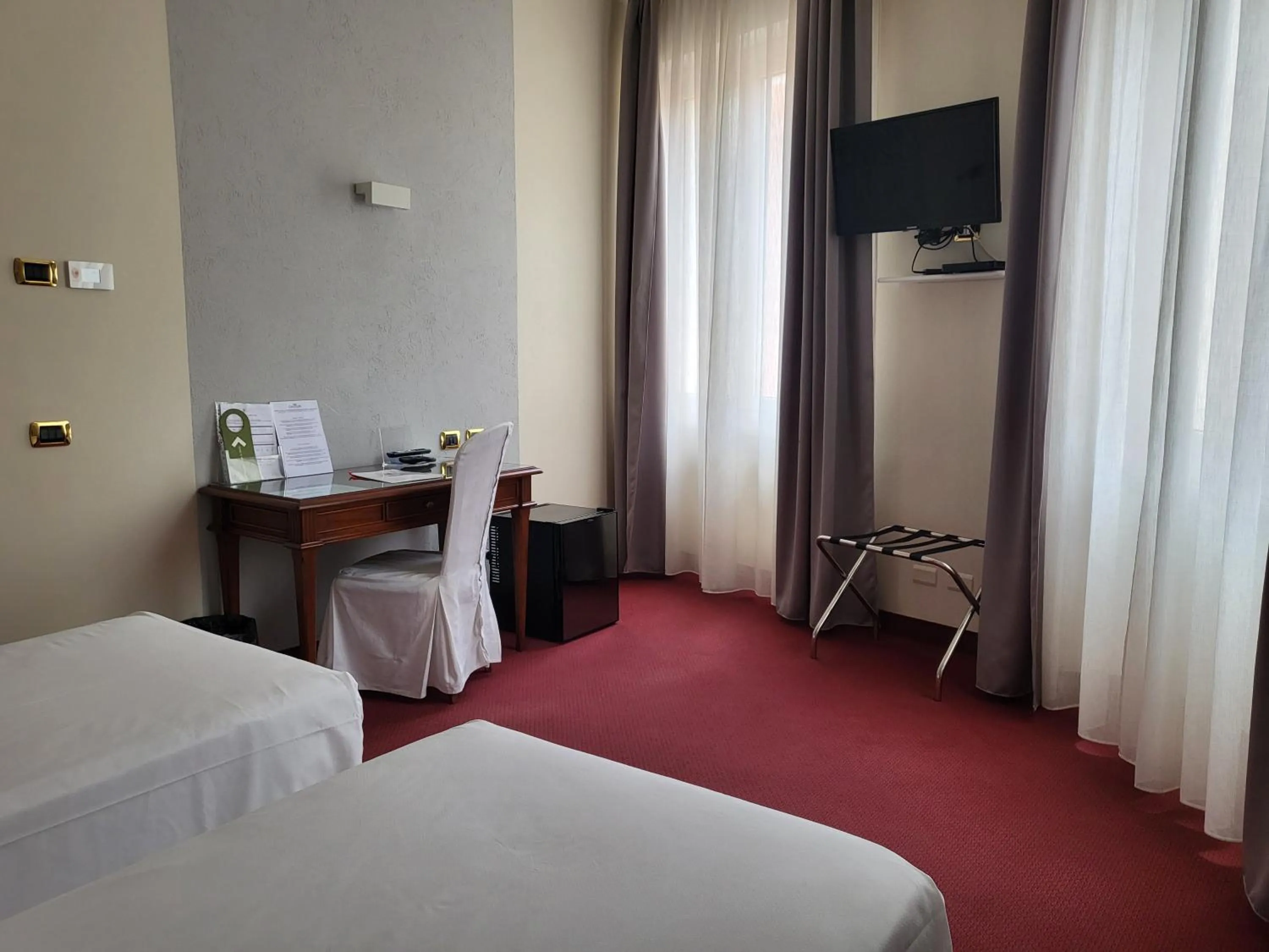 Bedroom, Bed in Alli Due Buoi Rossi