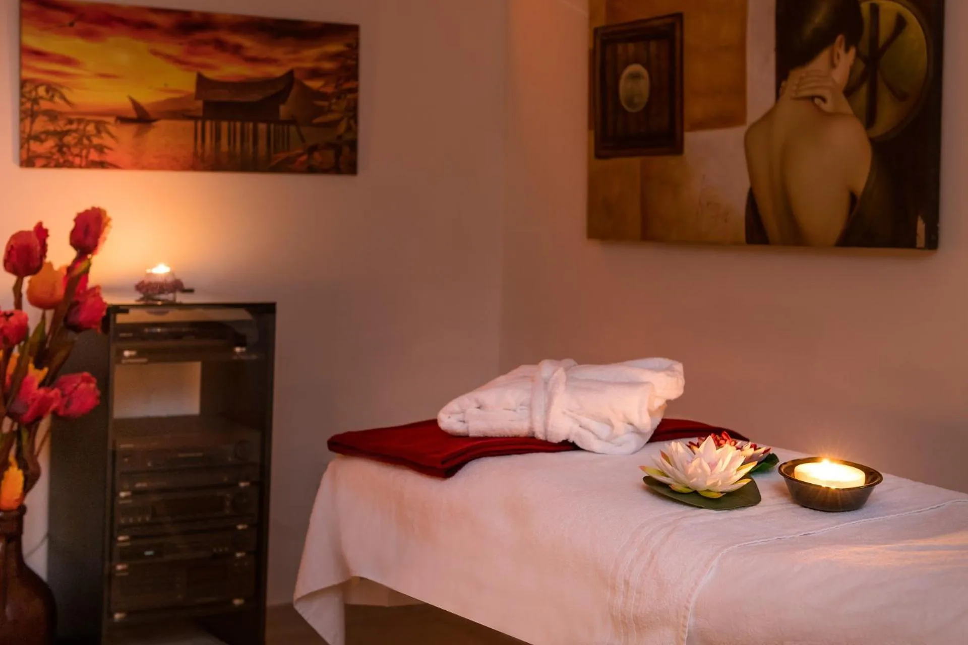 Fitness centre/facilities, Bed in Hotel Apollo