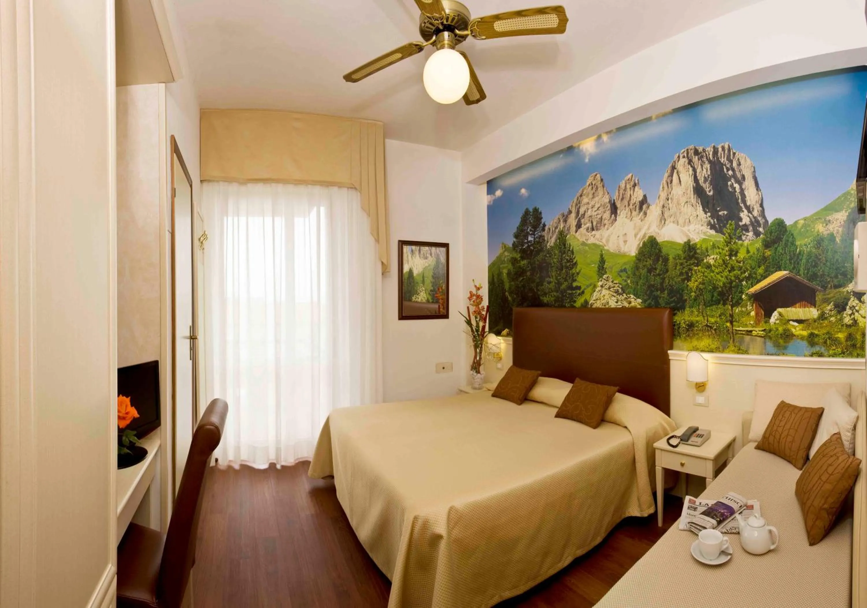 Photo of the whole room, Bed in Hotel Apollo