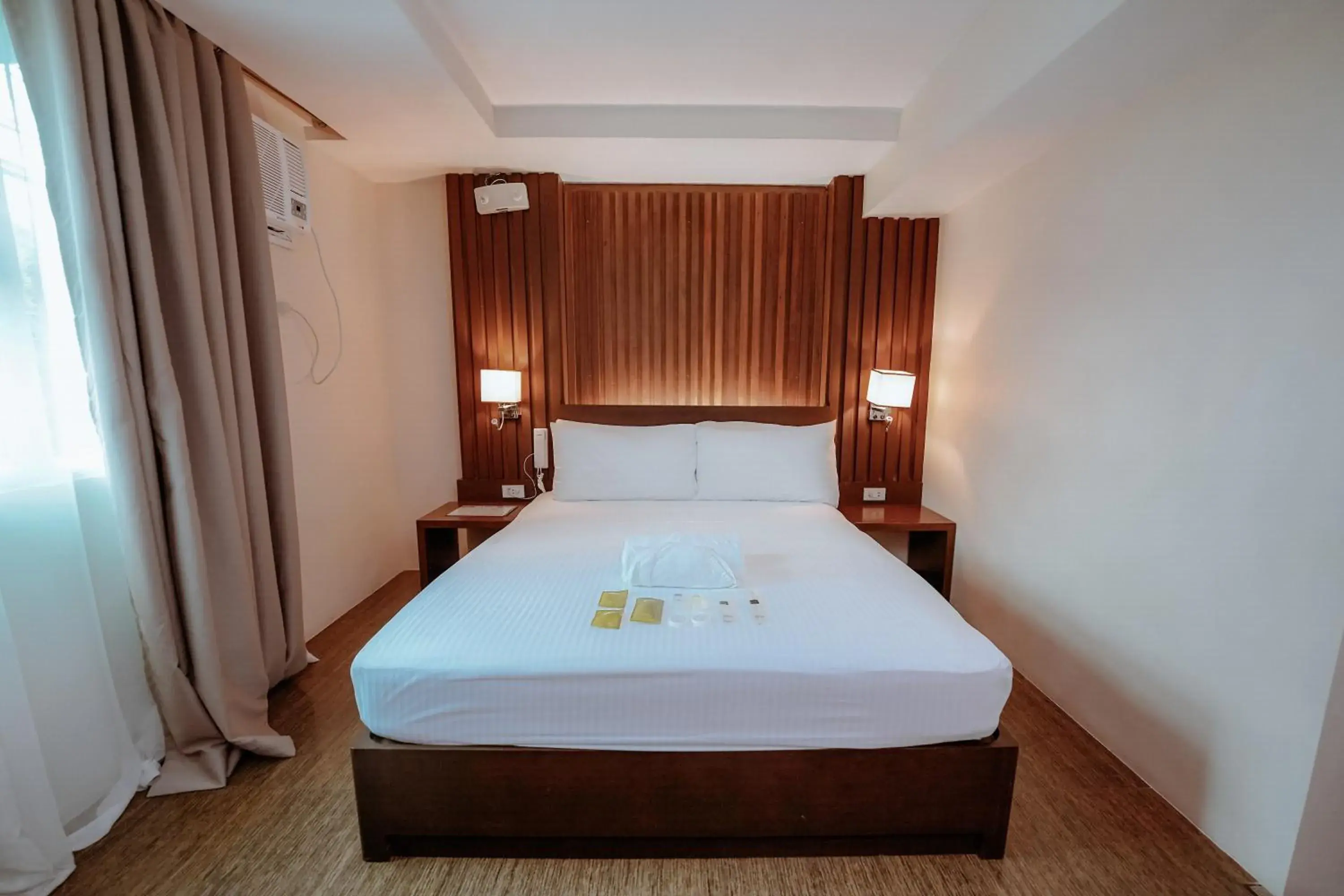 Deluxe Double Room in Emerald Boutique Hotel Deluxe Double Room in Emerald Boutique Hotel