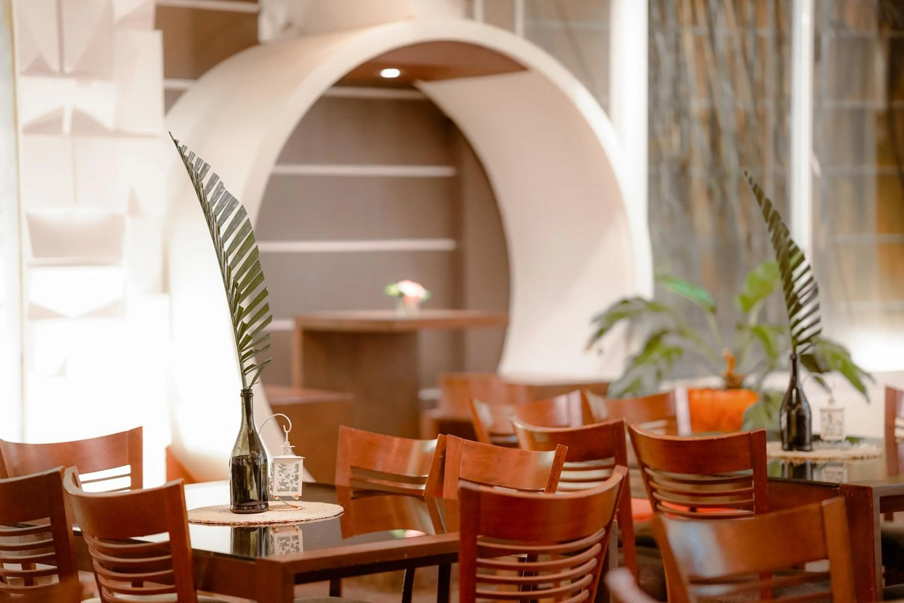 Restaurant/places to eat in Emerald Boutique Hotel