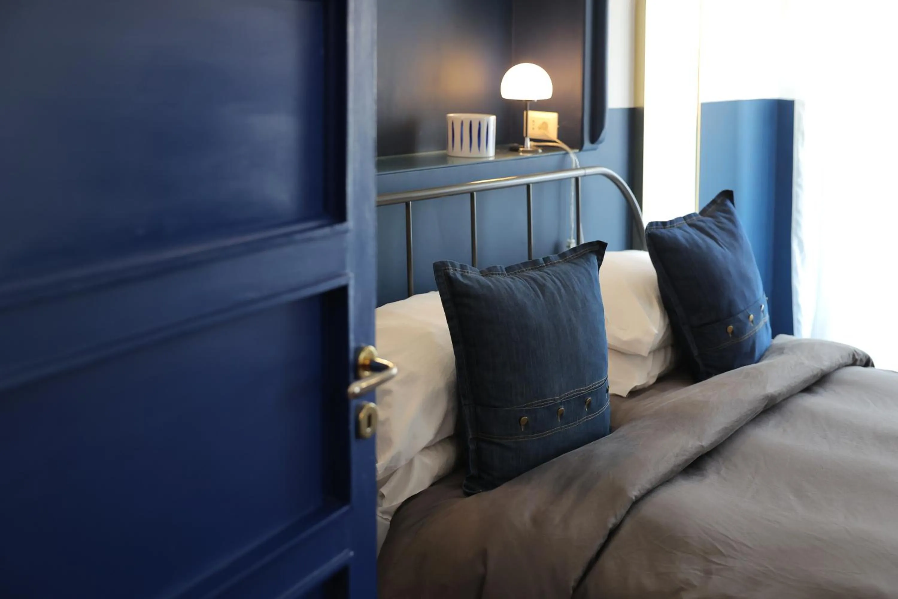 Decorative detail in Salotto Borbonico