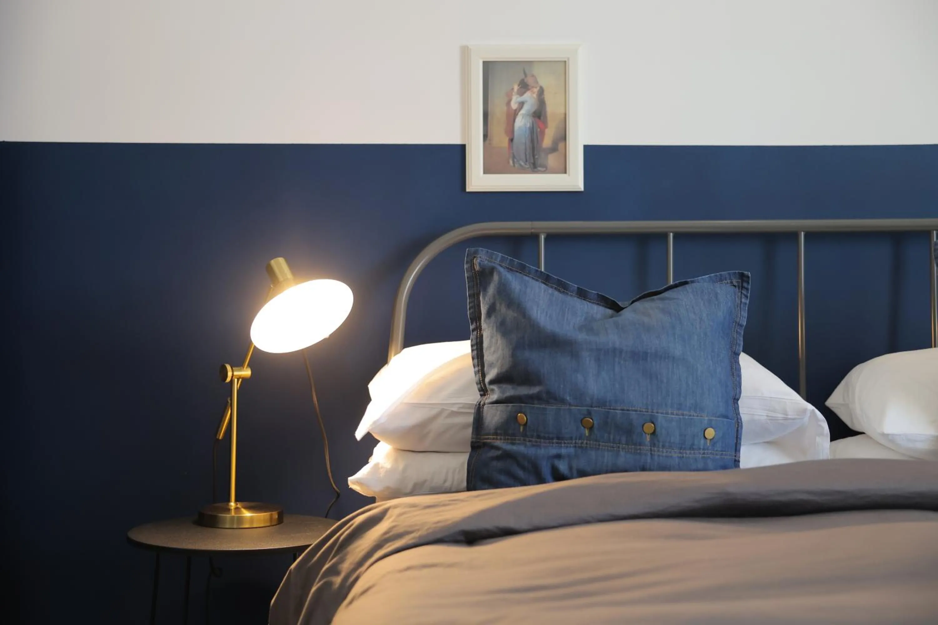 Decorative detail in Salotto Borbonico