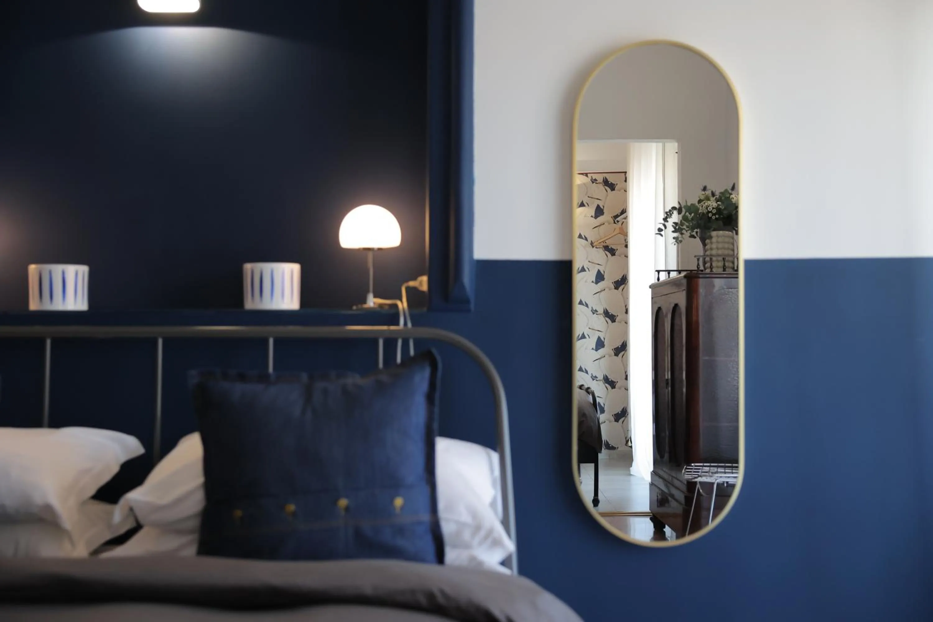 Decorative detail in Salotto Borbonico