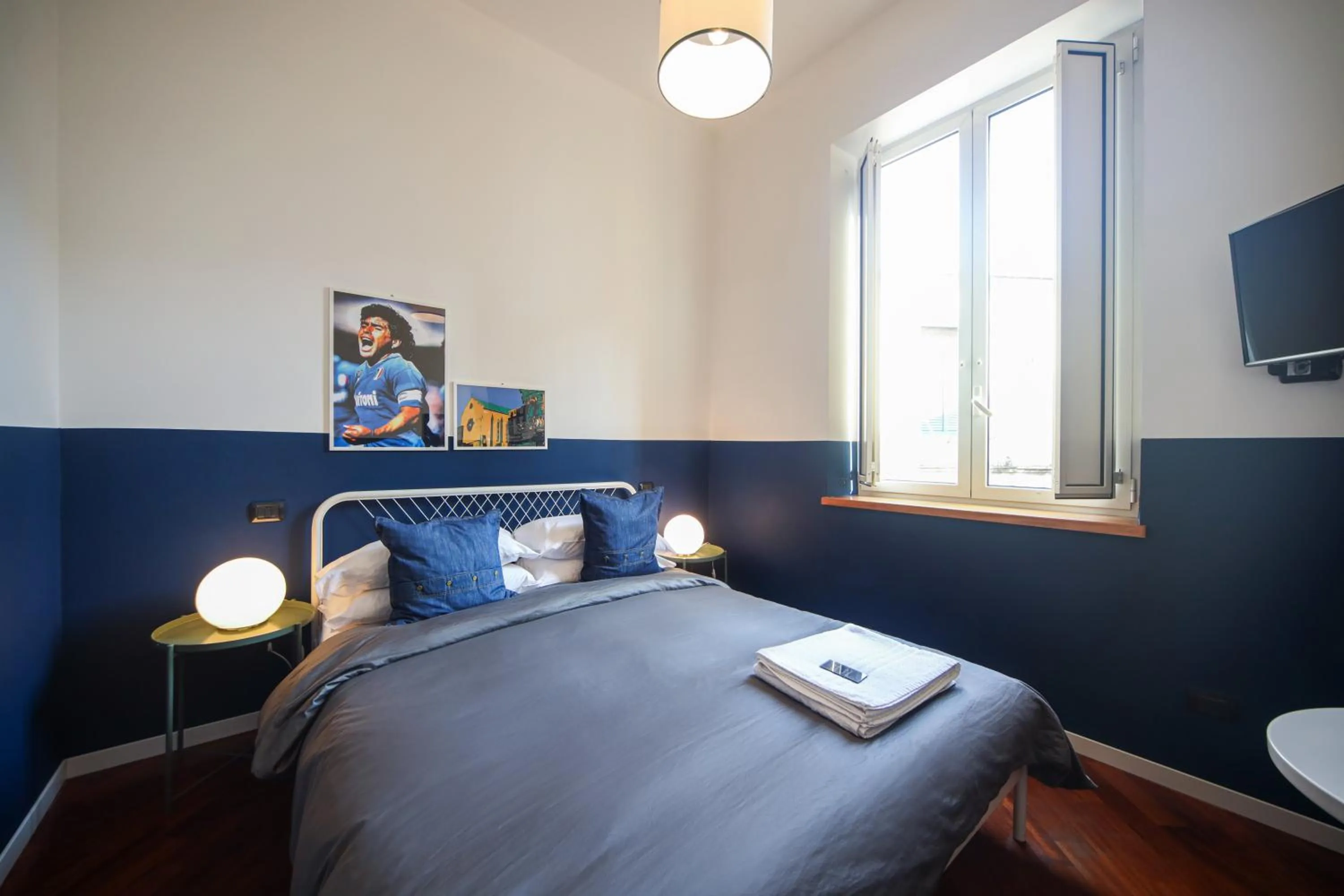 Photo of the whole room in Salotto Borbonico