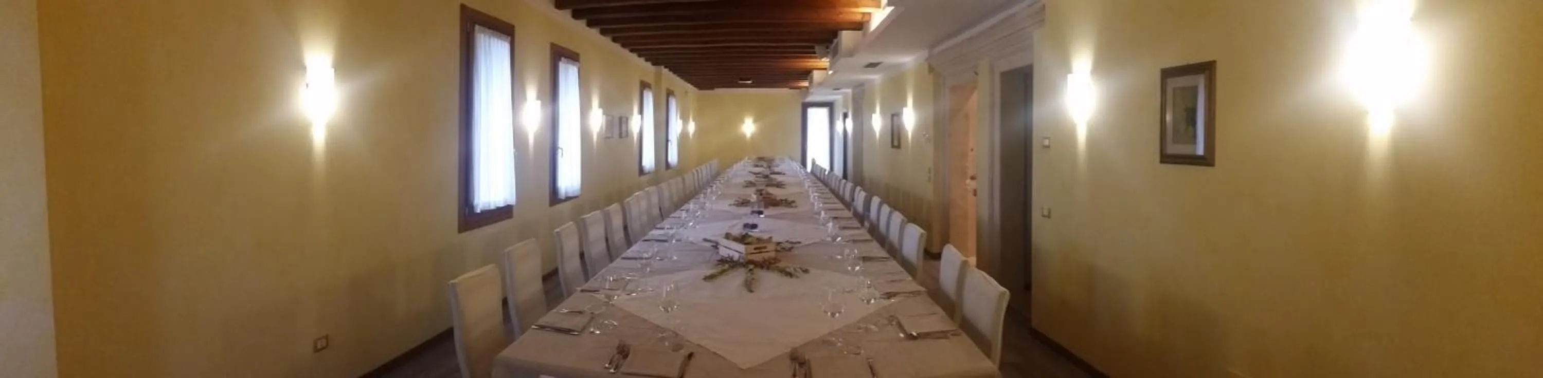 Restaurant/places to eat in Locanda Veneta