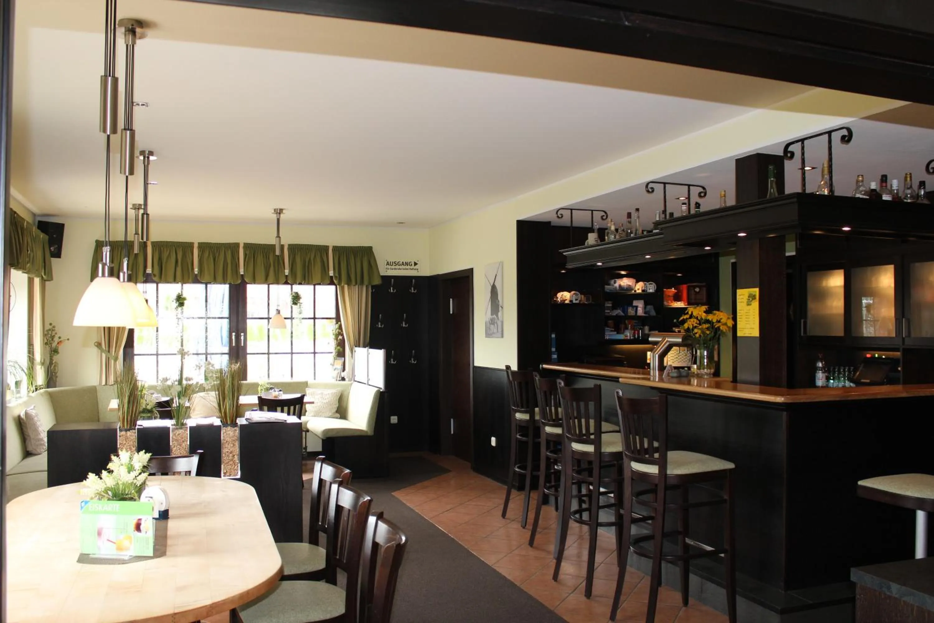 Restaurant/places to eat in Landgasthaus Veltheimer Hof