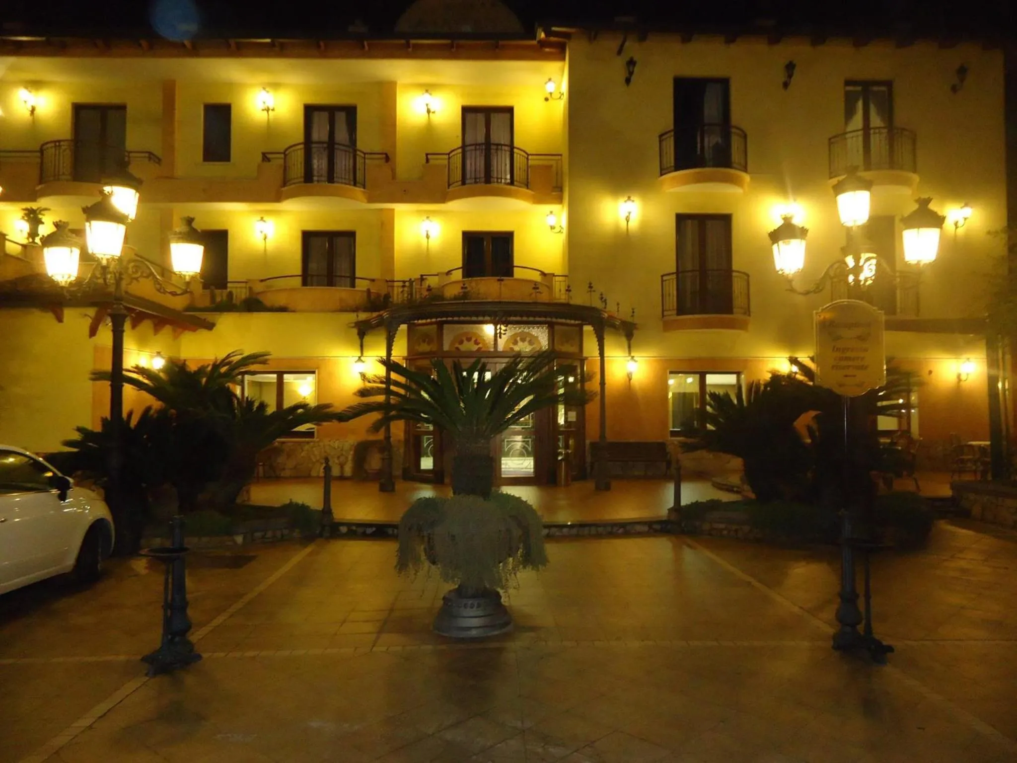 Property building in Hotel La Fayette