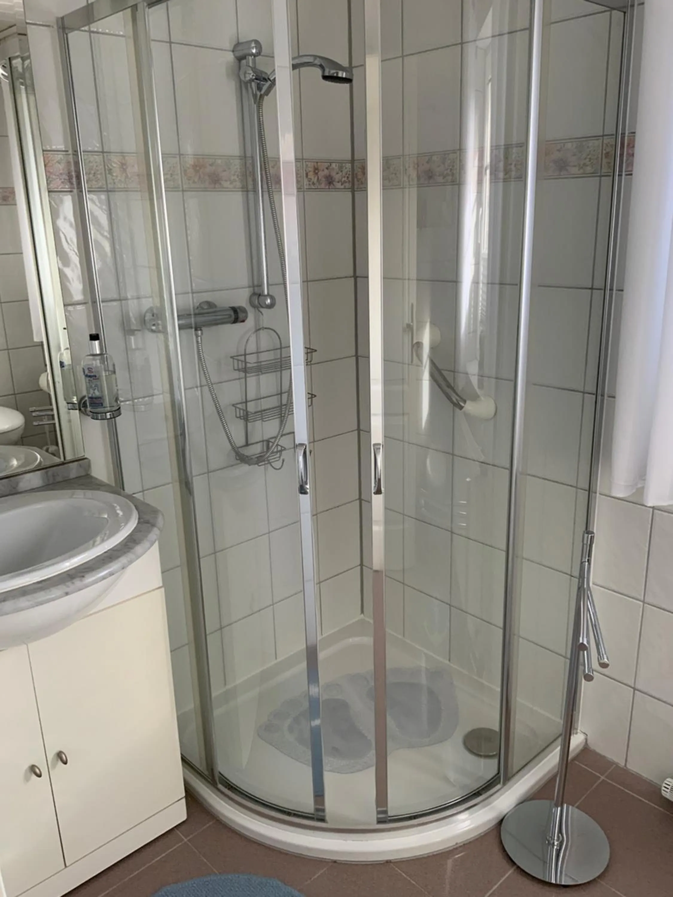 Bathroom in Landhaus-Altebrücke